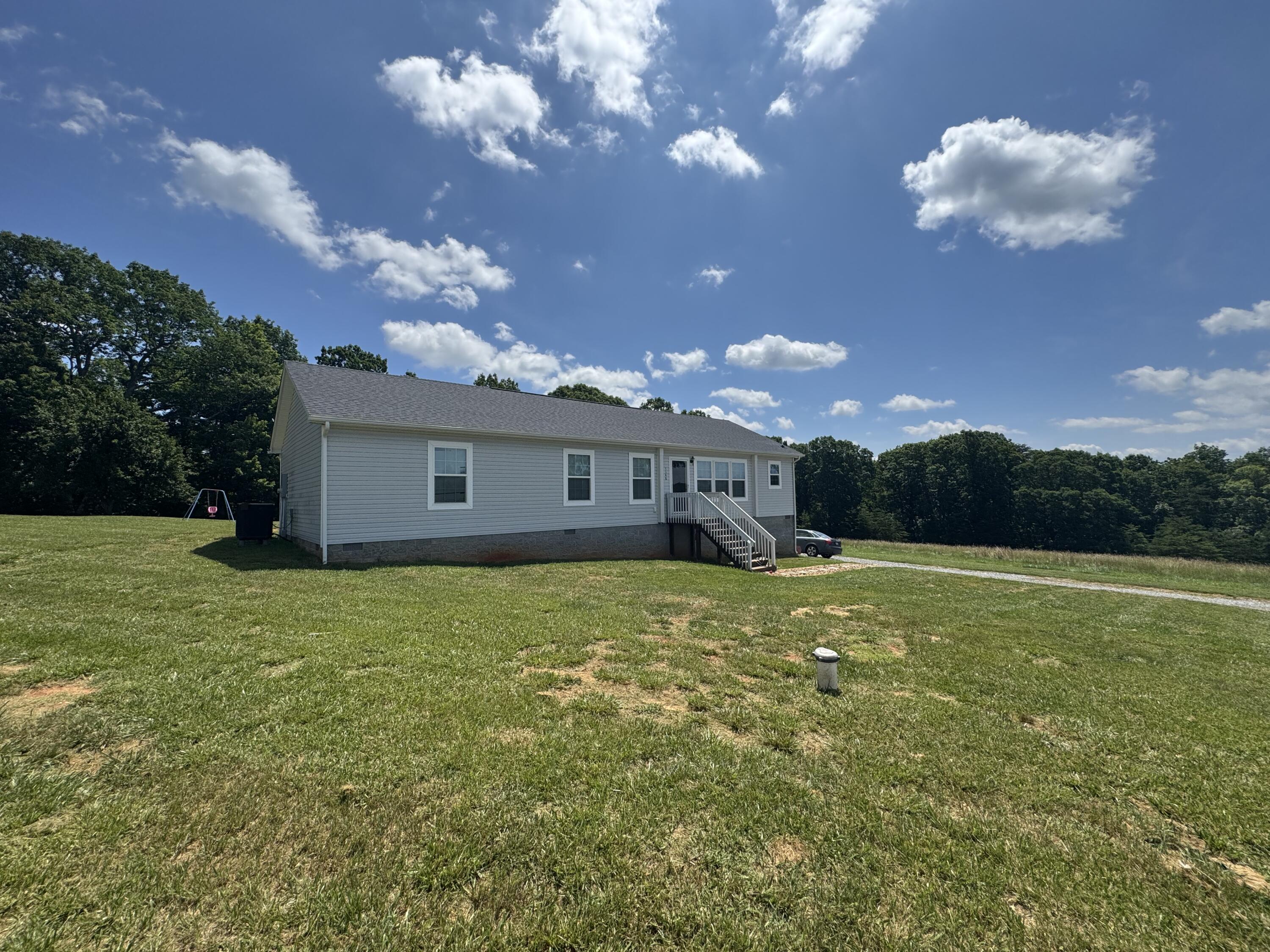 1148 Chapel View Ln, Goodview, Virginia image 5