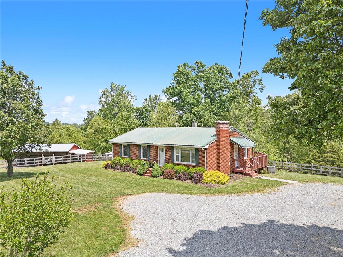 9462 Goodview Rd, Goodview, Virginia image 1