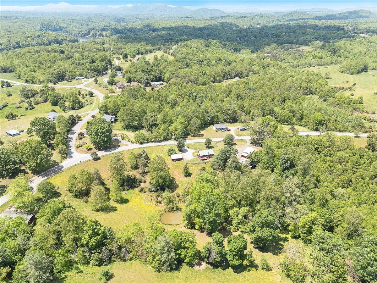 9462 Goodview Rd, Goodview, Virginia image 39