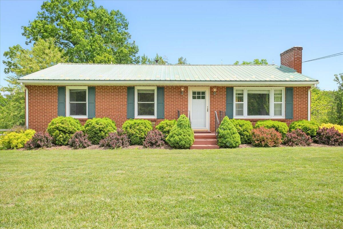 9462 Goodview Rd, Goodview, Virginia image 3