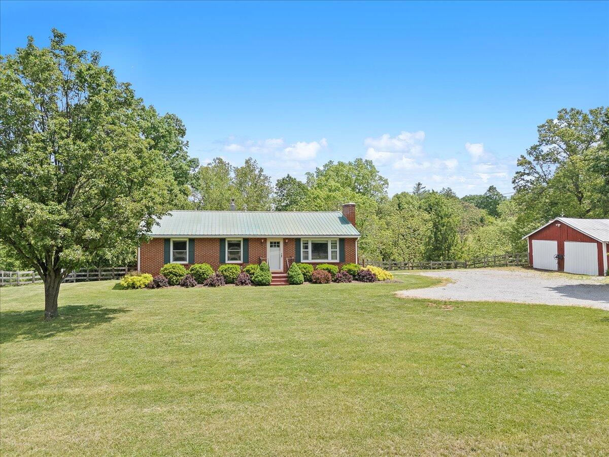 9462 Goodview Rd, Goodview, Virginia image 2
