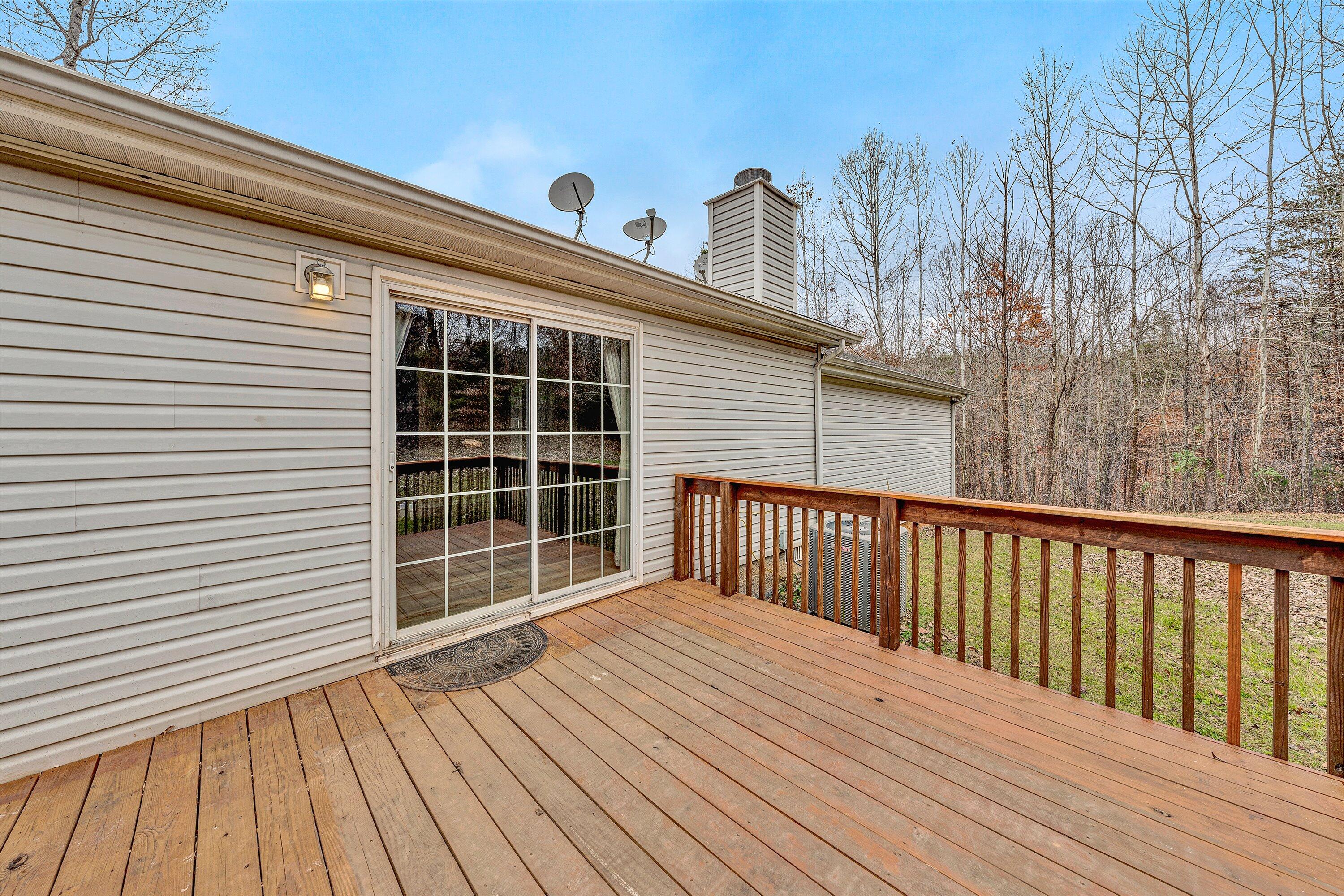 1045 Tarragon Way, Moneta, Virginia image 28