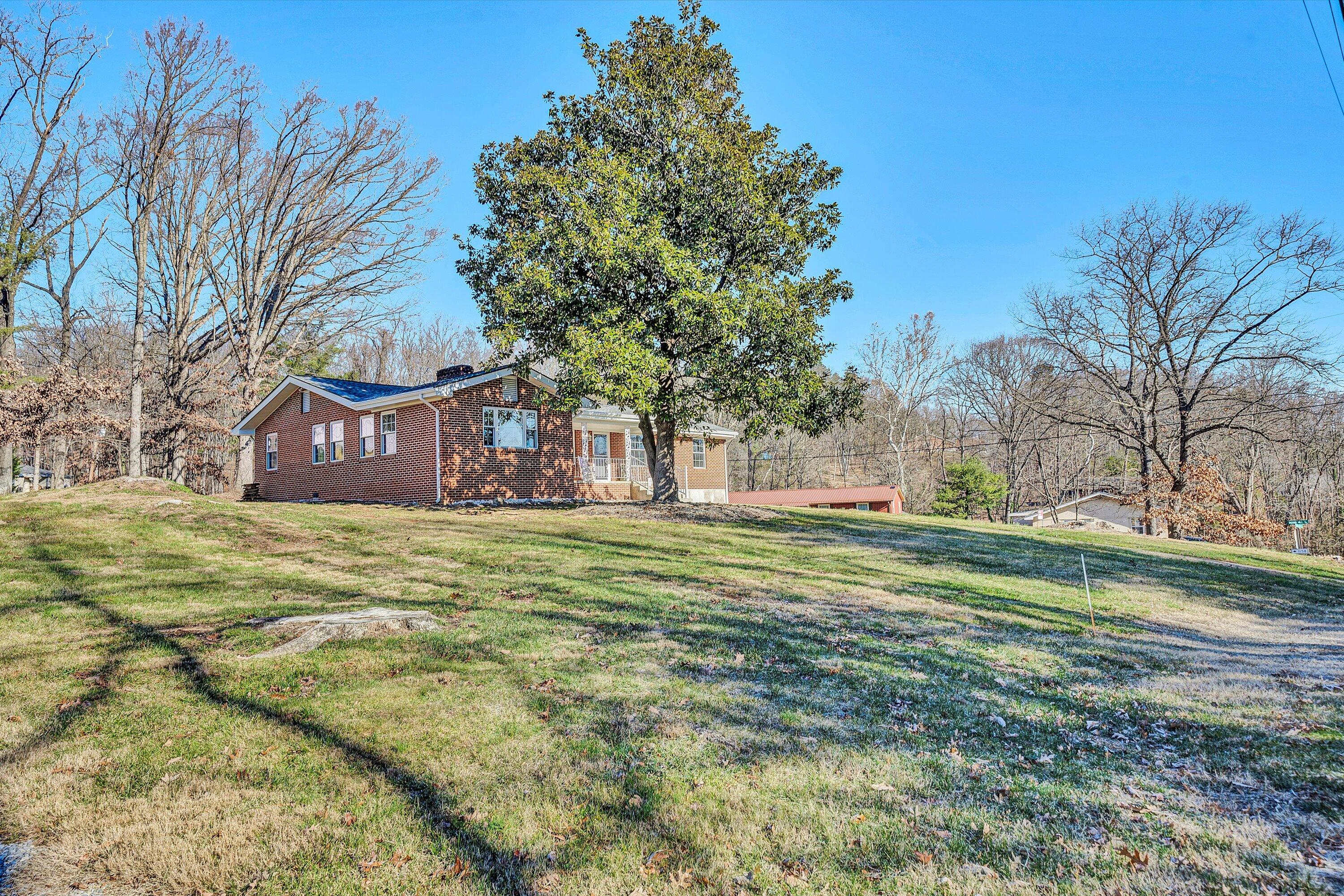 4411 Westward Lake Dr, Salem, Virginia image 3