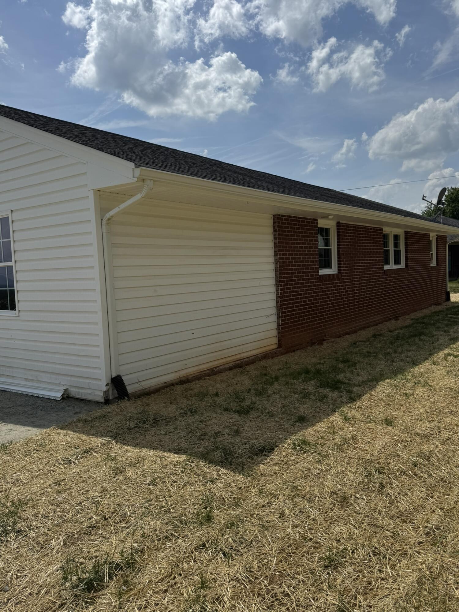 3779 Old Franklin Tpke Turnpike, Glade Hill, Ohio image 31