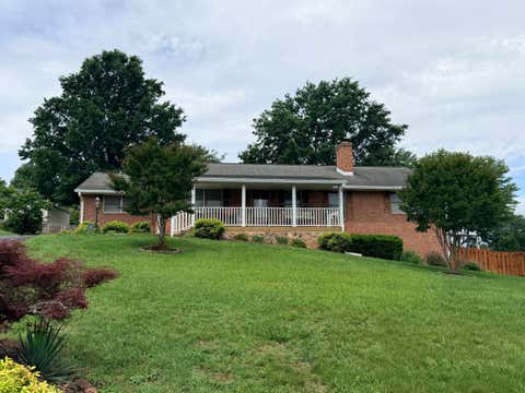 Homes For Sale - 312 Ashley Ct<br/> Vinton, VA 24179