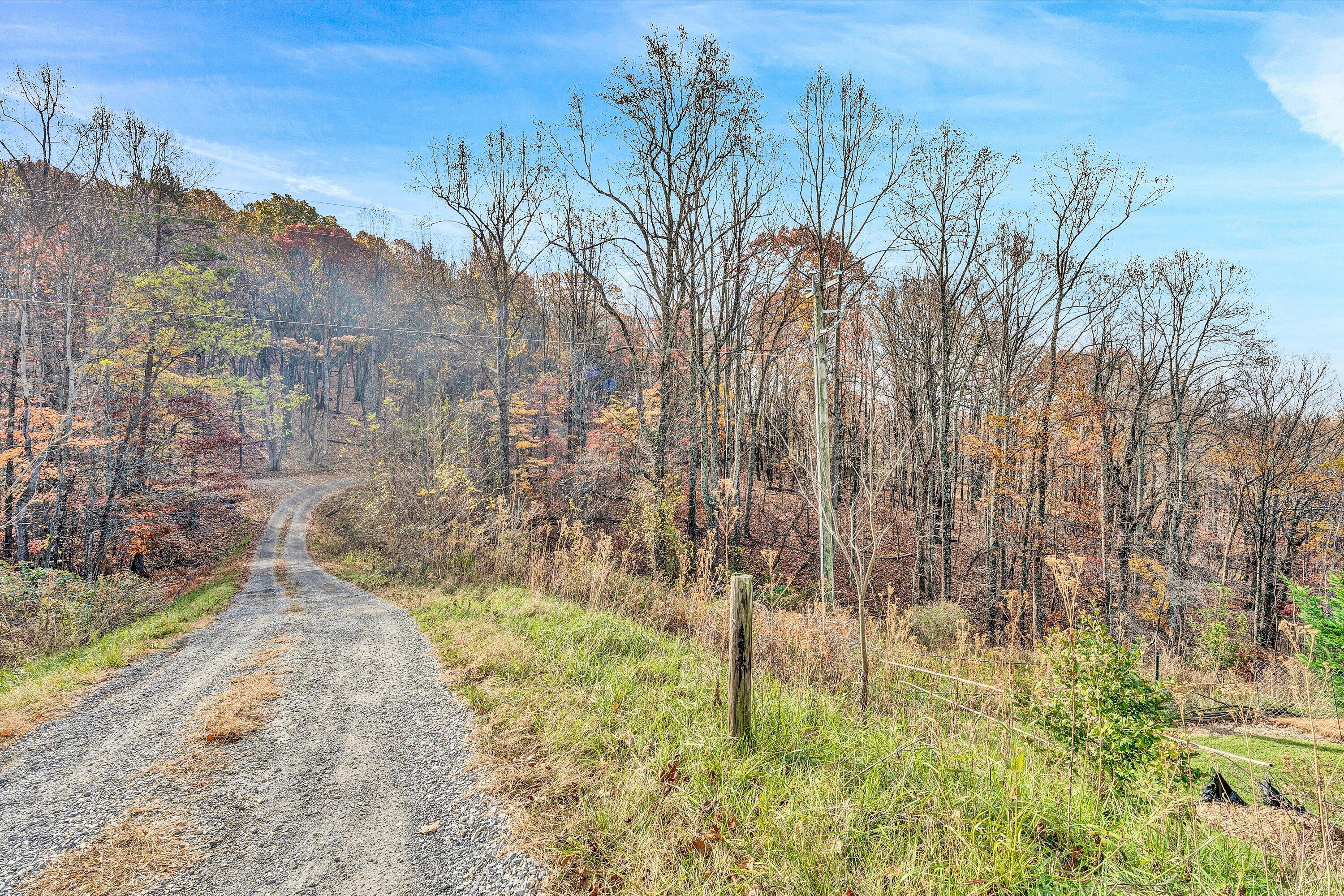 4487 Toddsbury Dr, Vinton, Virginia image 9