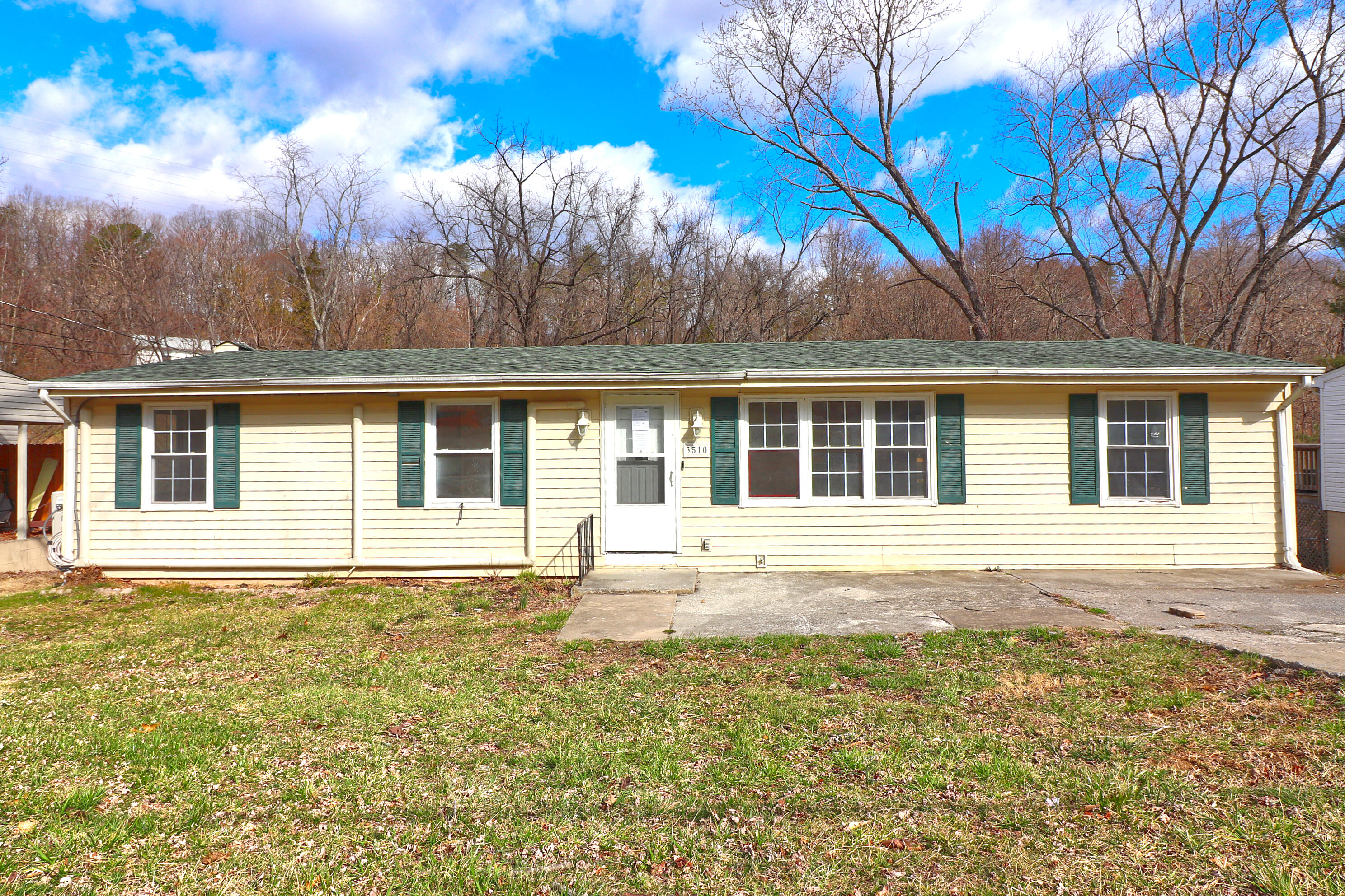 3510 Yellow Mountain Rd, Roanoke, Virginia image 1