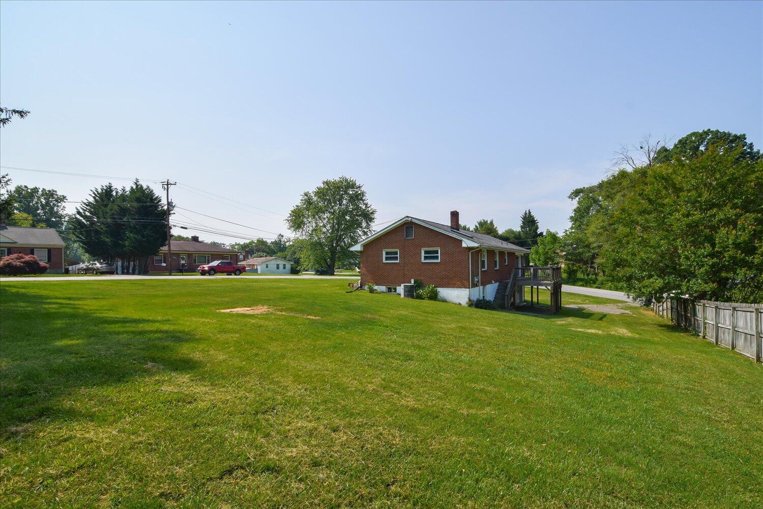 1008 Ridgecrest Dr, Roanoke, Virginia image 20
