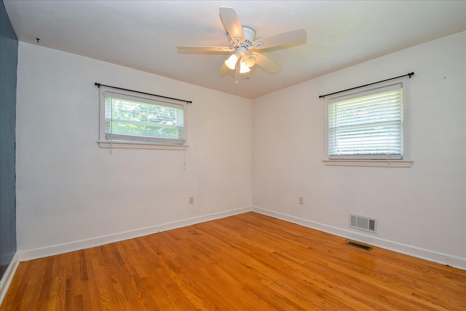 1008 Ridgecrest Dr, Roanoke, Virginia image 9