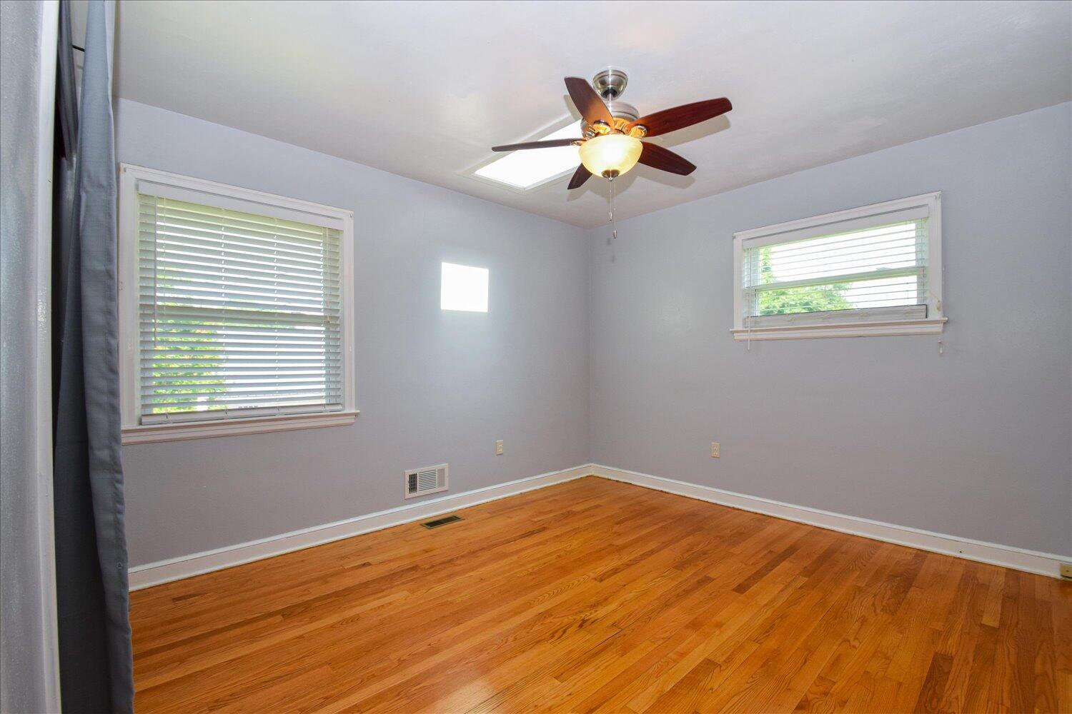 1008 Ridgecrest Dr, Roanoke, Virginia image 10
