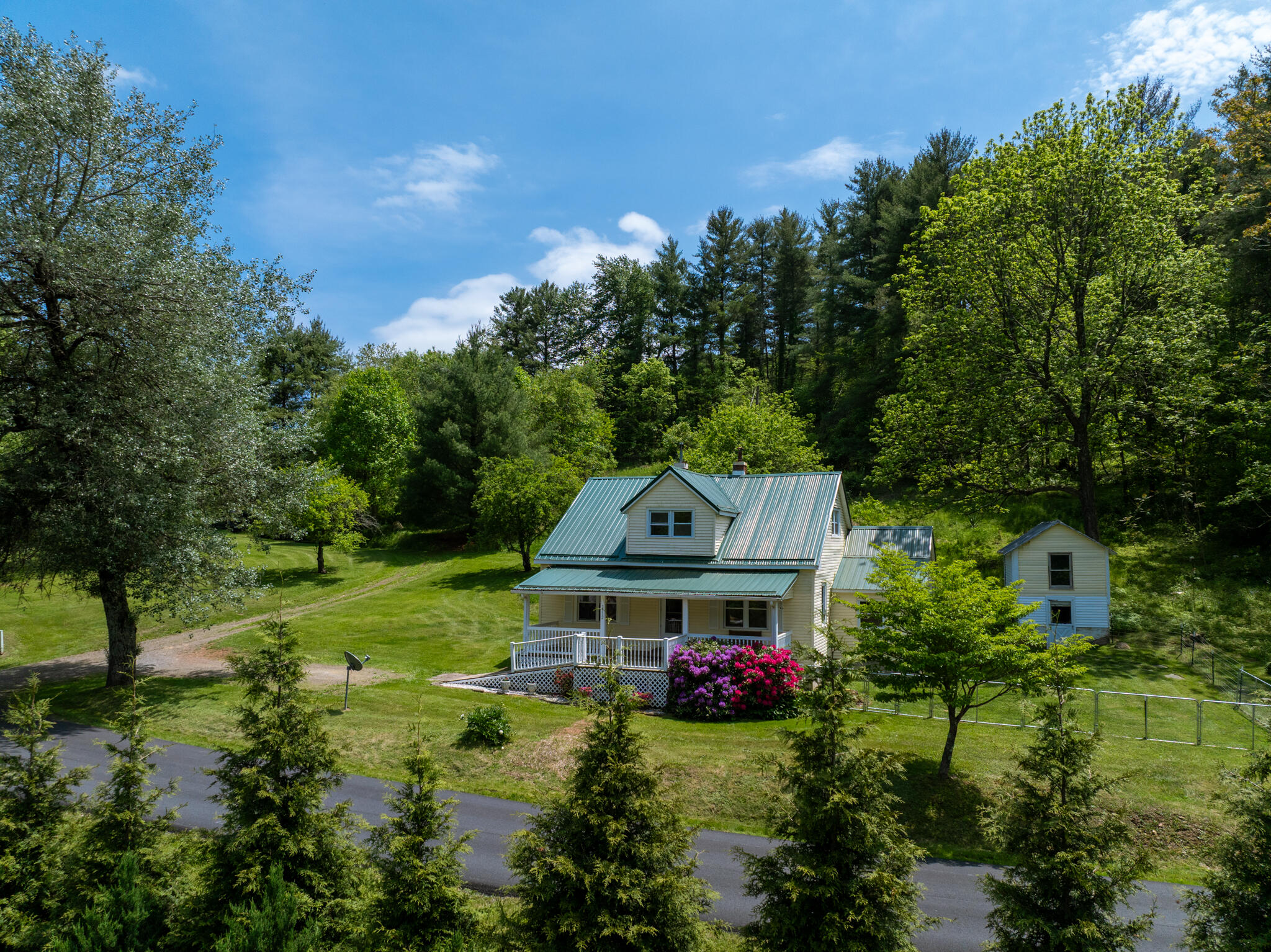 3512 Conner Grove Rd, Willis, Virginia image 3