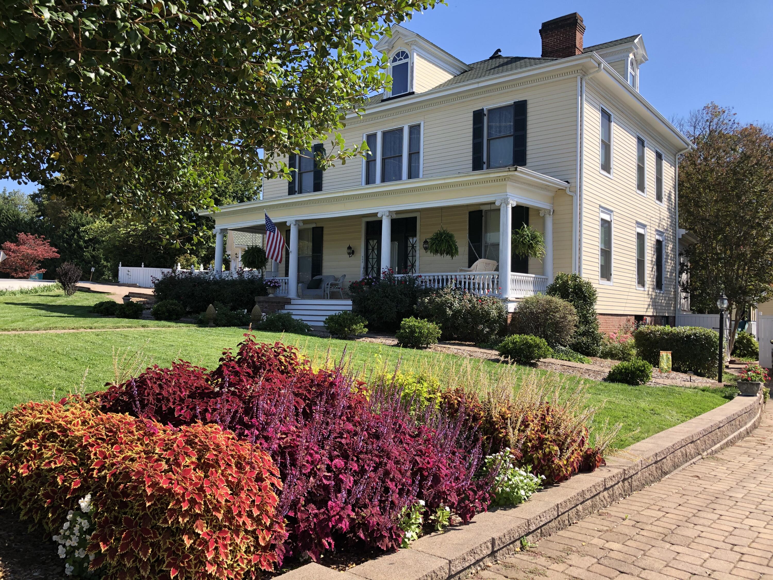 502 Longwood Ave, Bedford, Virginia image 1