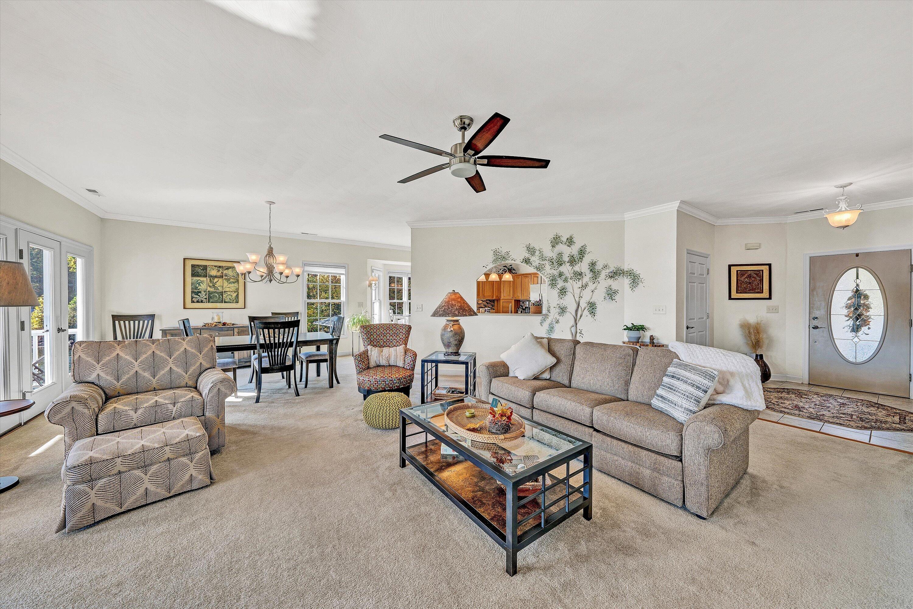 Moneta, Virginia 24121, United States, 4 Bedrooms Bedrooms, ,3 BathroomsBathrooms,Residential,Active,237366