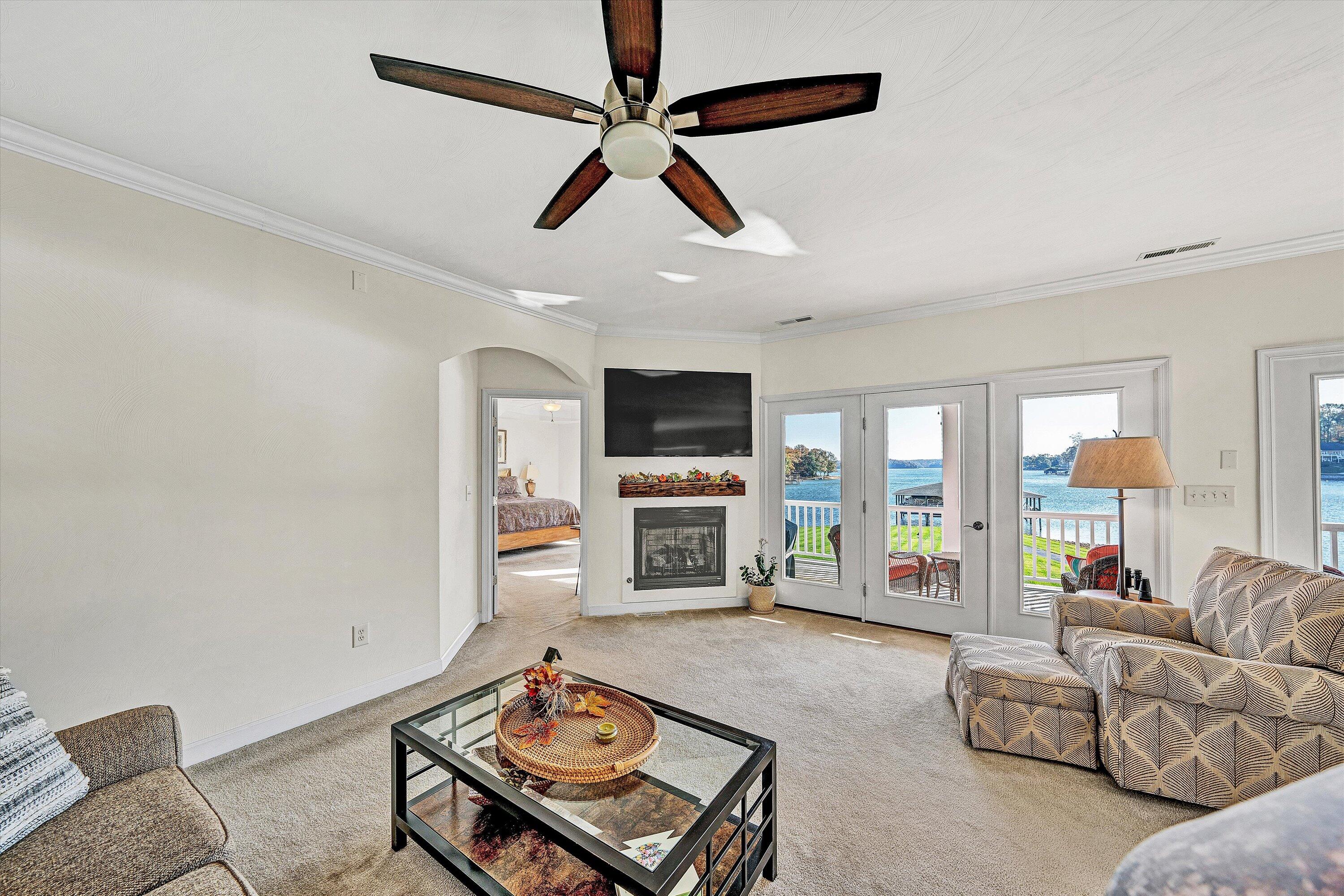 Moneta, Virginia 24121, United States, 4 Bedrooms Bedrooms, ,3 BathroomsBathrooms,Residential,Active,237366