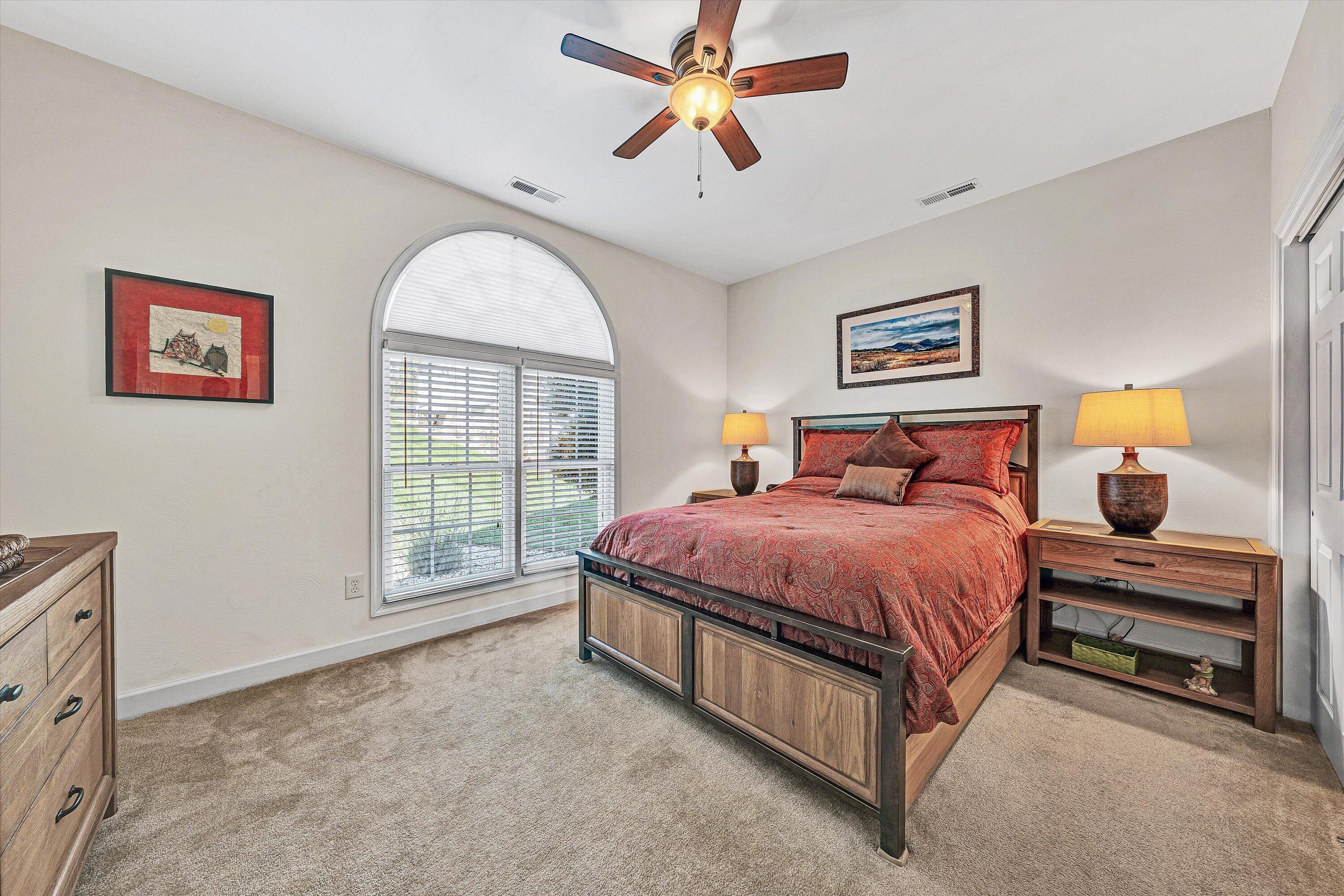 Moneta, Virginia 24121, United States, 4 Bedrooms Bedrooms, ,3 BathroomsBathrooms,Residential,Active,237366