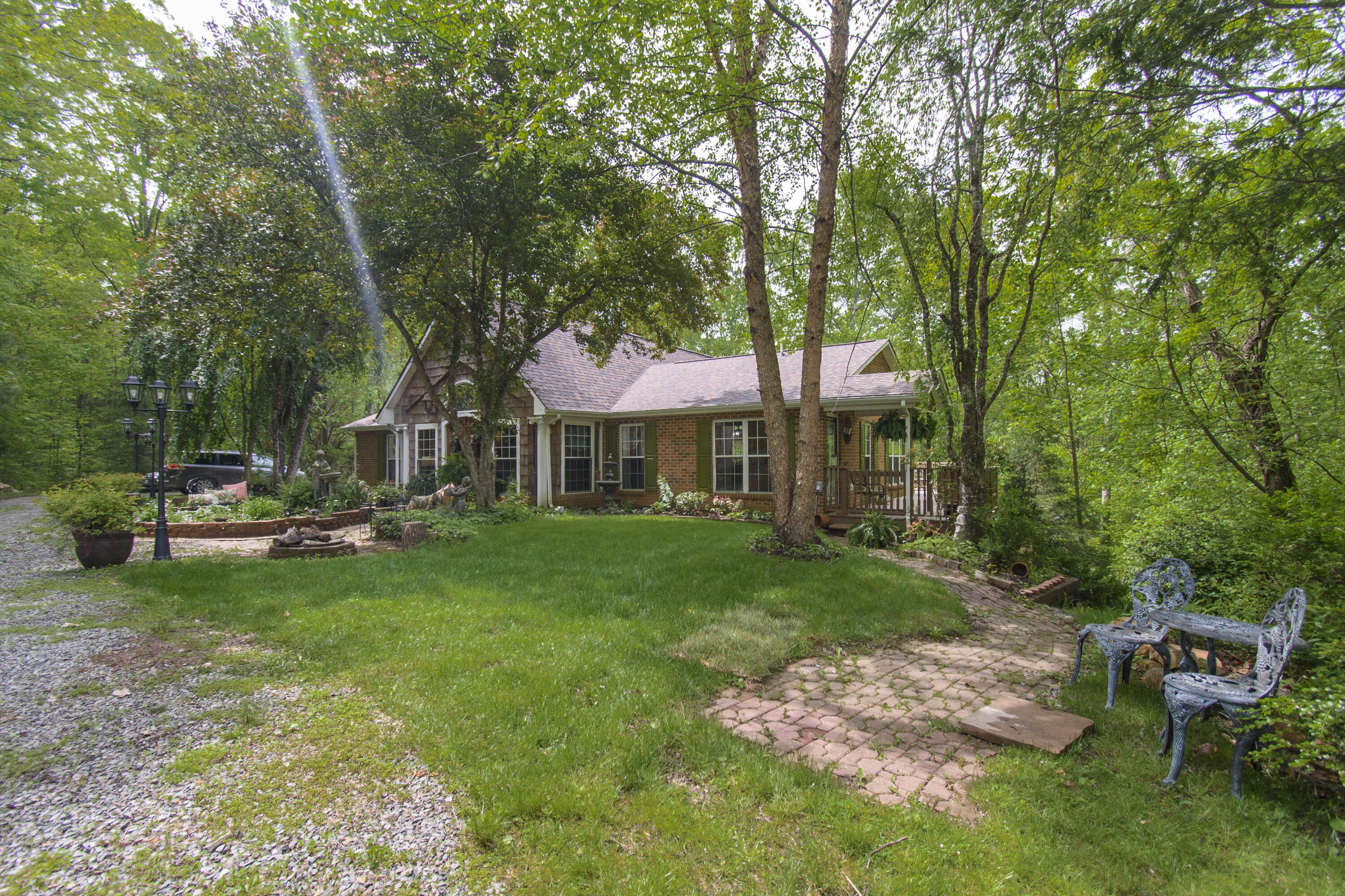 157 Burks Hollow Rd, Willis, Ohio image 5