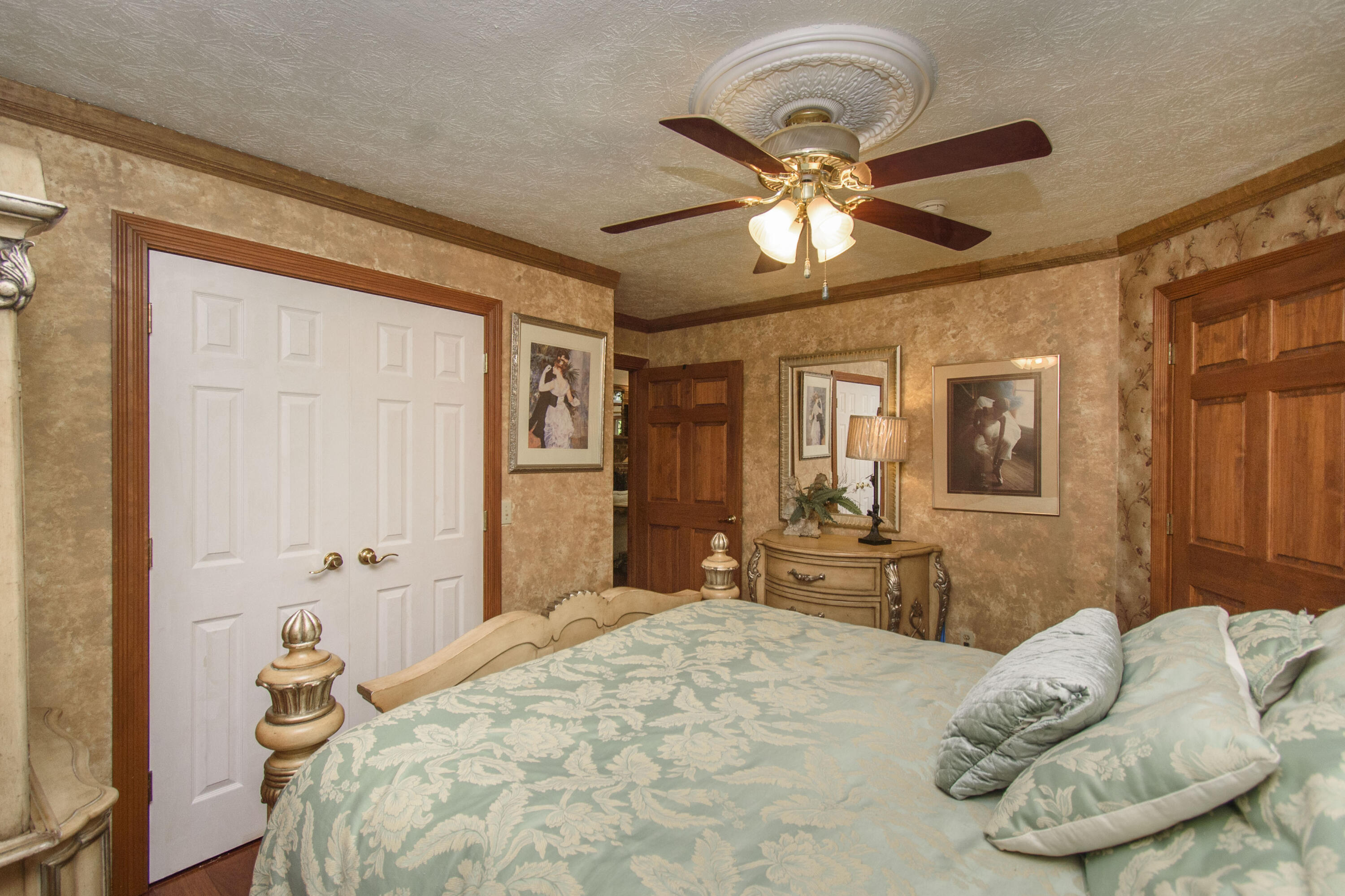 157 Burks Hollow Rd, Willis, Ohio image 13