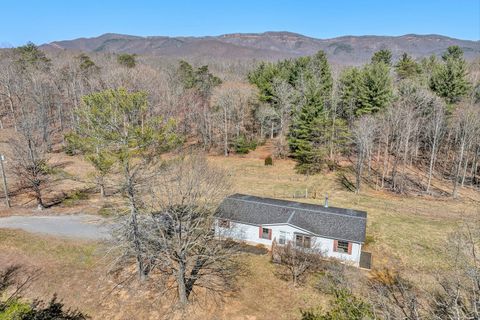 Mobile Home For Sale - 1155 Stonewall Rd<br/> Blue Ridge, VA 24064