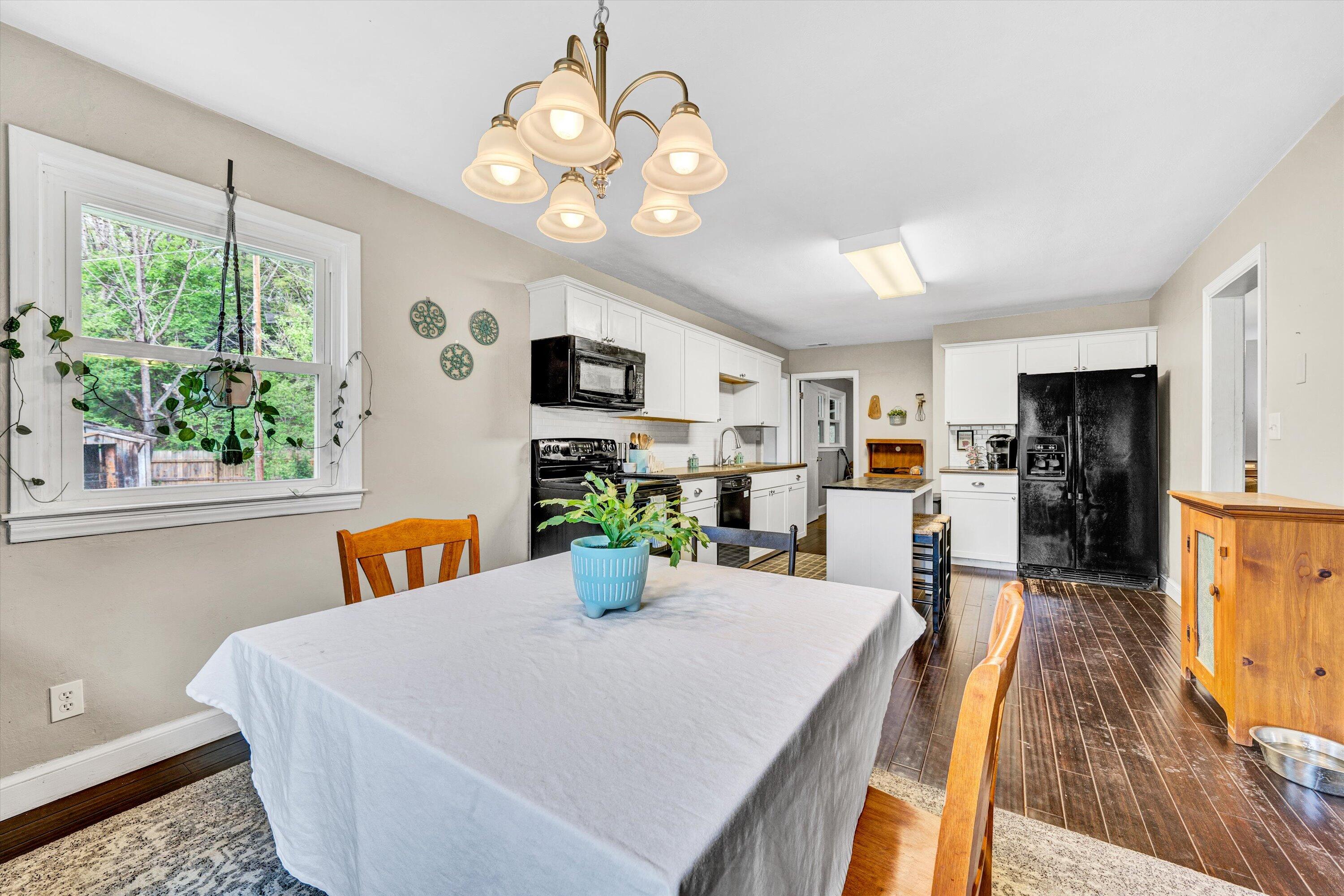 3826 Cravens Creek Rd, Roanoke, Virginia image 15