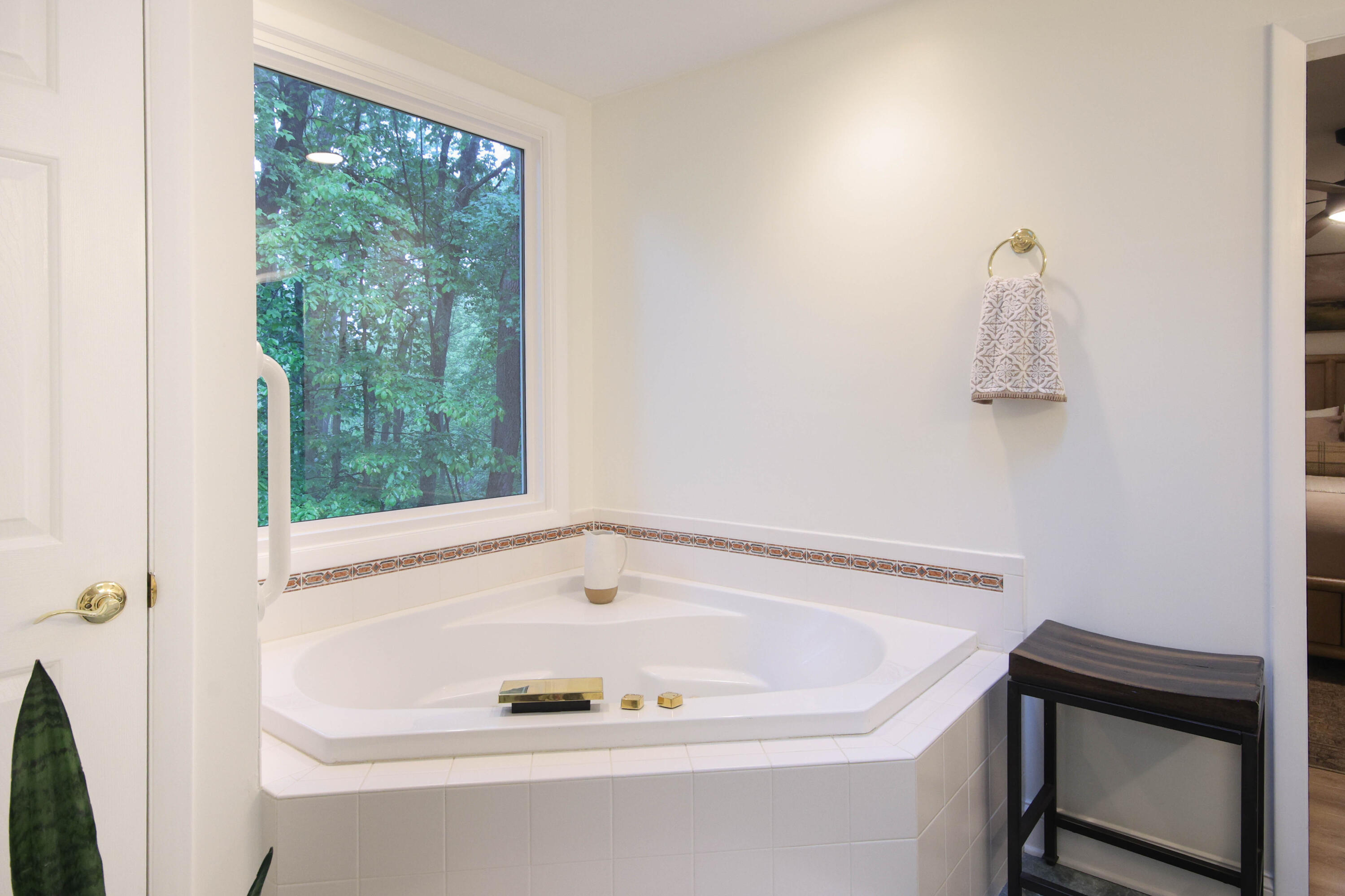 6898 Sugar Rum Ridge Rd, Roanoke, Virginia image 19