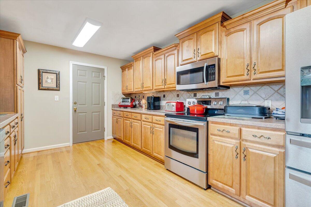 1341 Johnsbury Ct, Roanoke, Virginia image 19