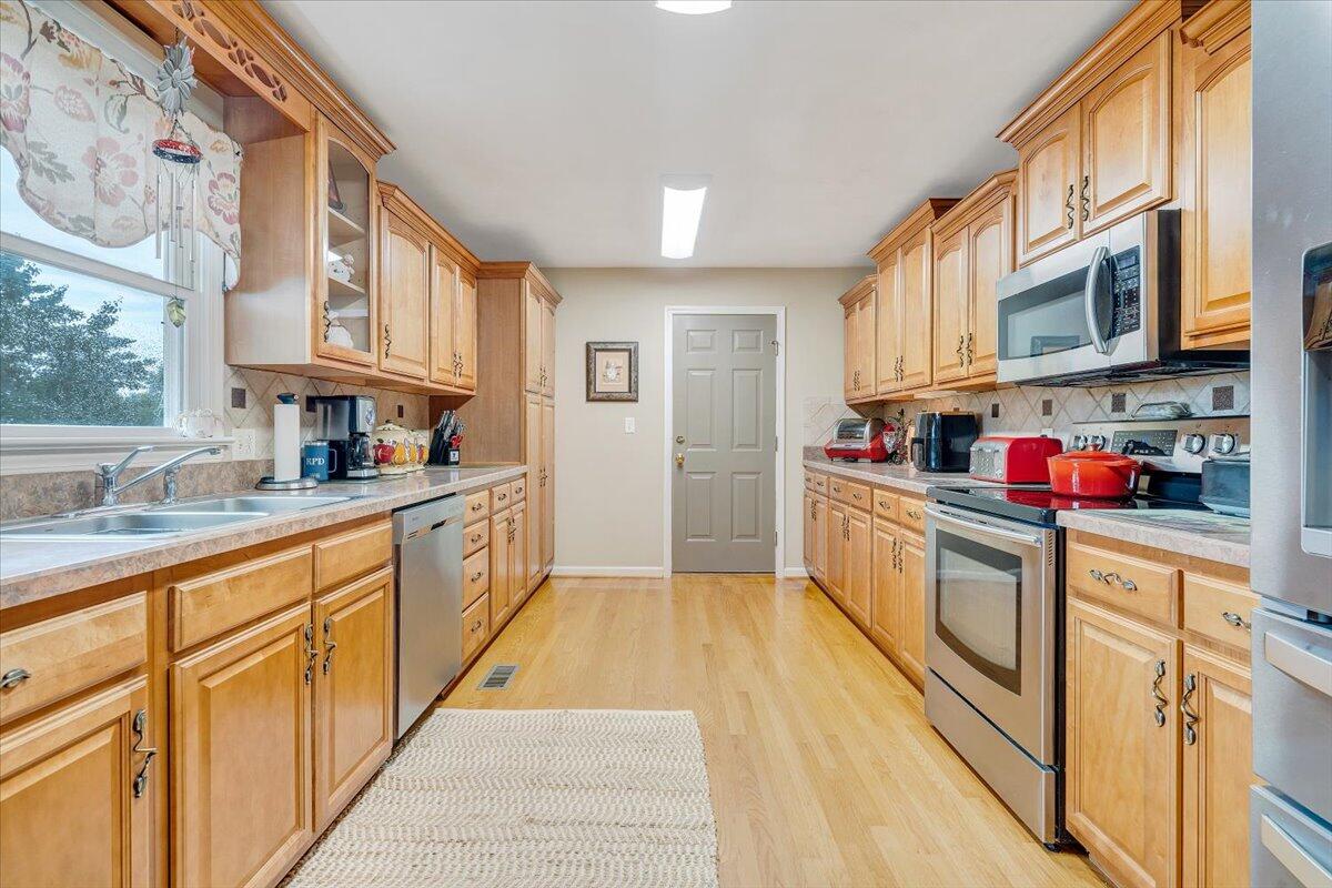 1341 Johnsbury Ct, Roanoke, Virginia image 17