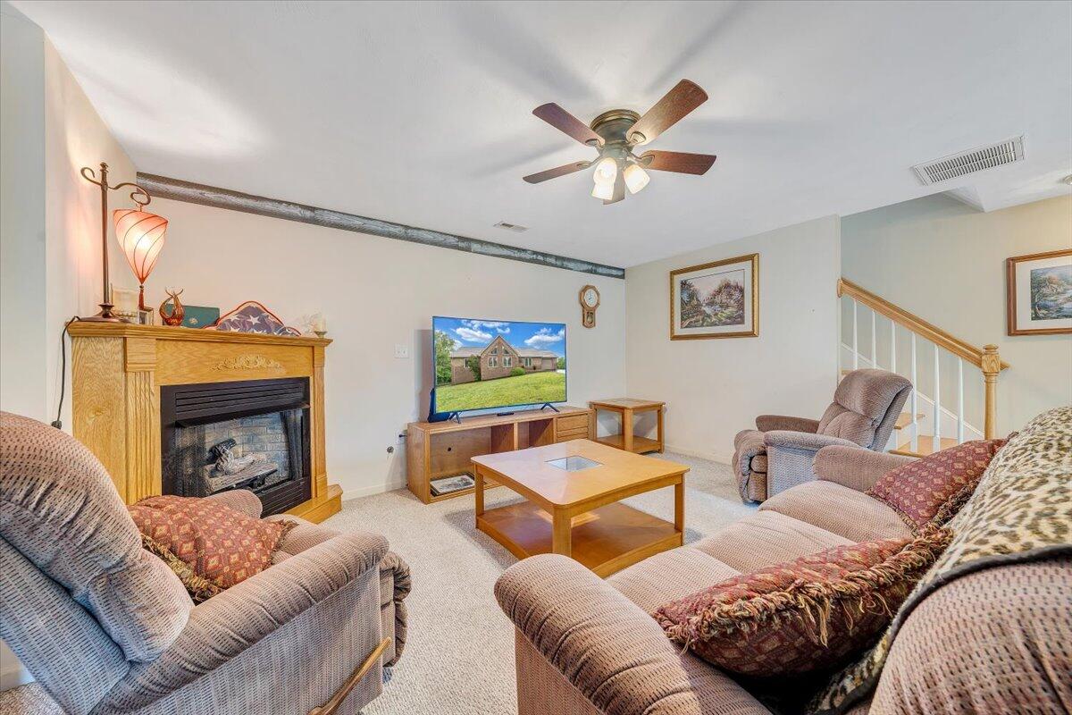 1341 Johnsbury Ct, Roanoke, Virginia image 24