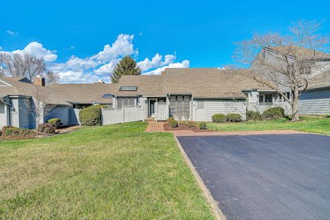 Townhouse For Sale - 2518 S Clearing Rd<br/> Salem, VA 24153