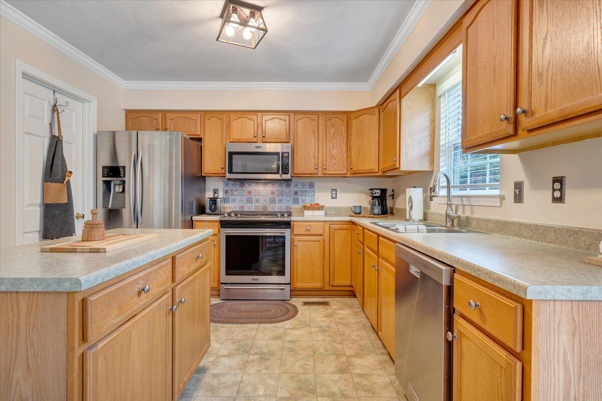 6012 Matisse Ln, Roanoke, Ohio image 34