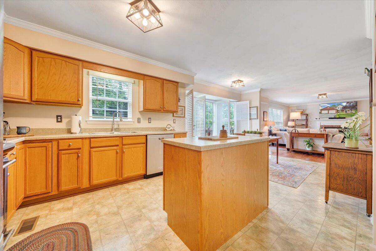 6012 Matisse Ln, Roanoke, Ohio image 36