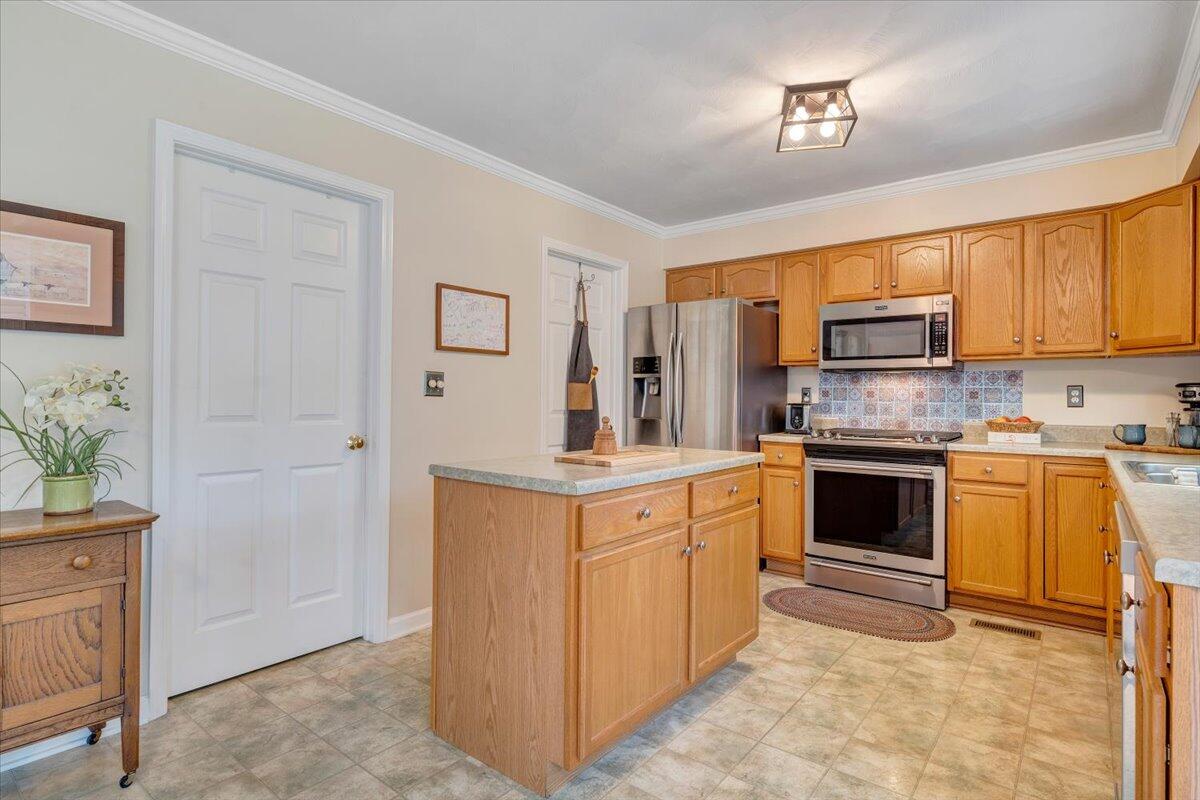 6012 Matisse Ln, Roanoke, Ohio image 33