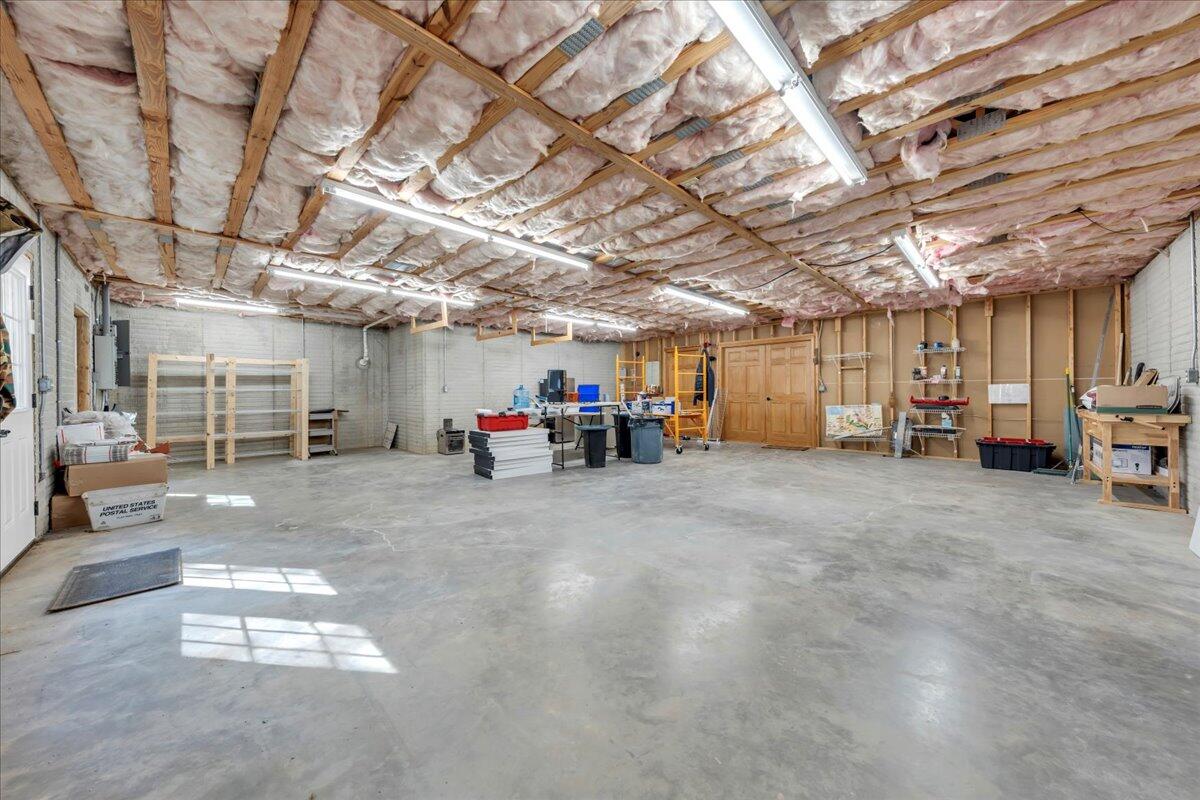 181 Borderline Rd, Willis, Virginia image 37