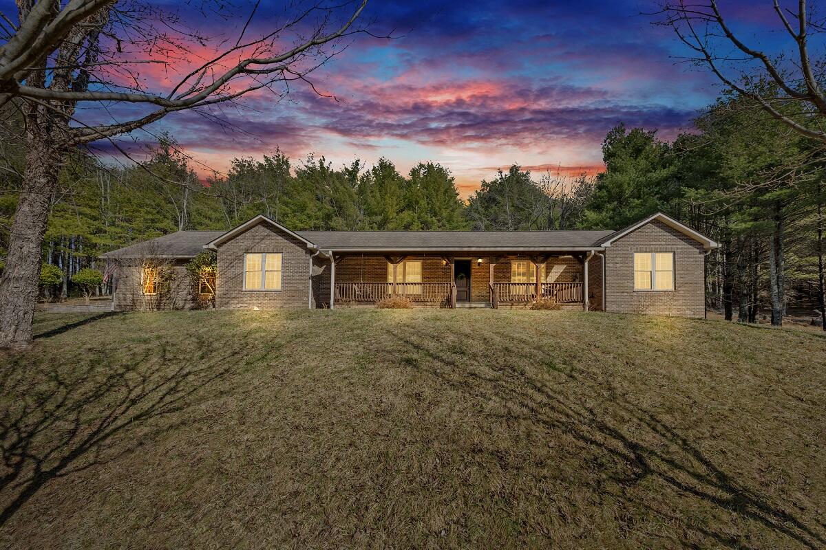 181 Borderline Rd, Willis, Virginia image 1