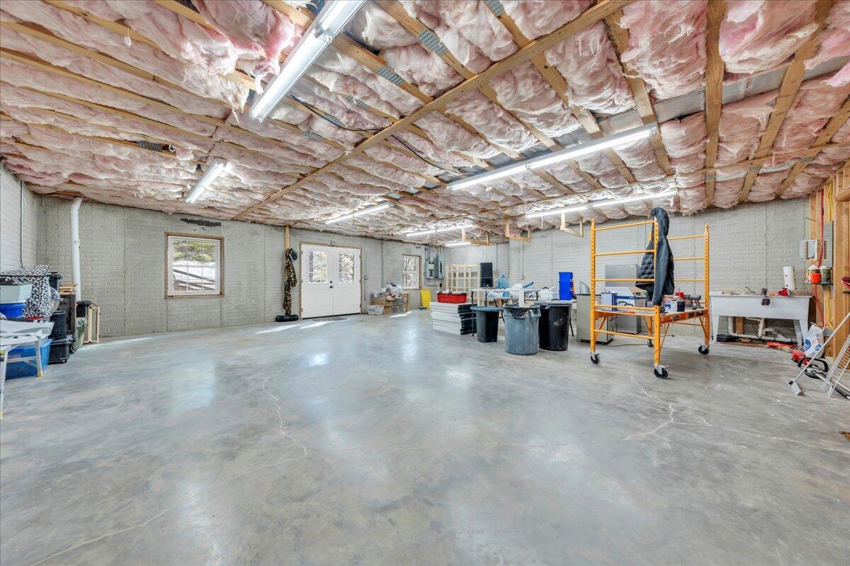 181 Borderline Rd, Willis, Virginia image 36