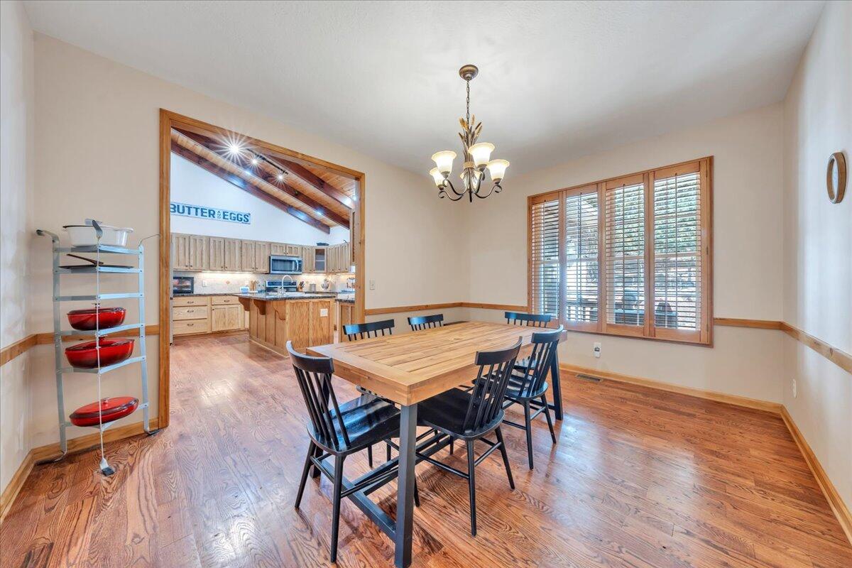 181 Borderline Rd, Willis, Virginia image 16