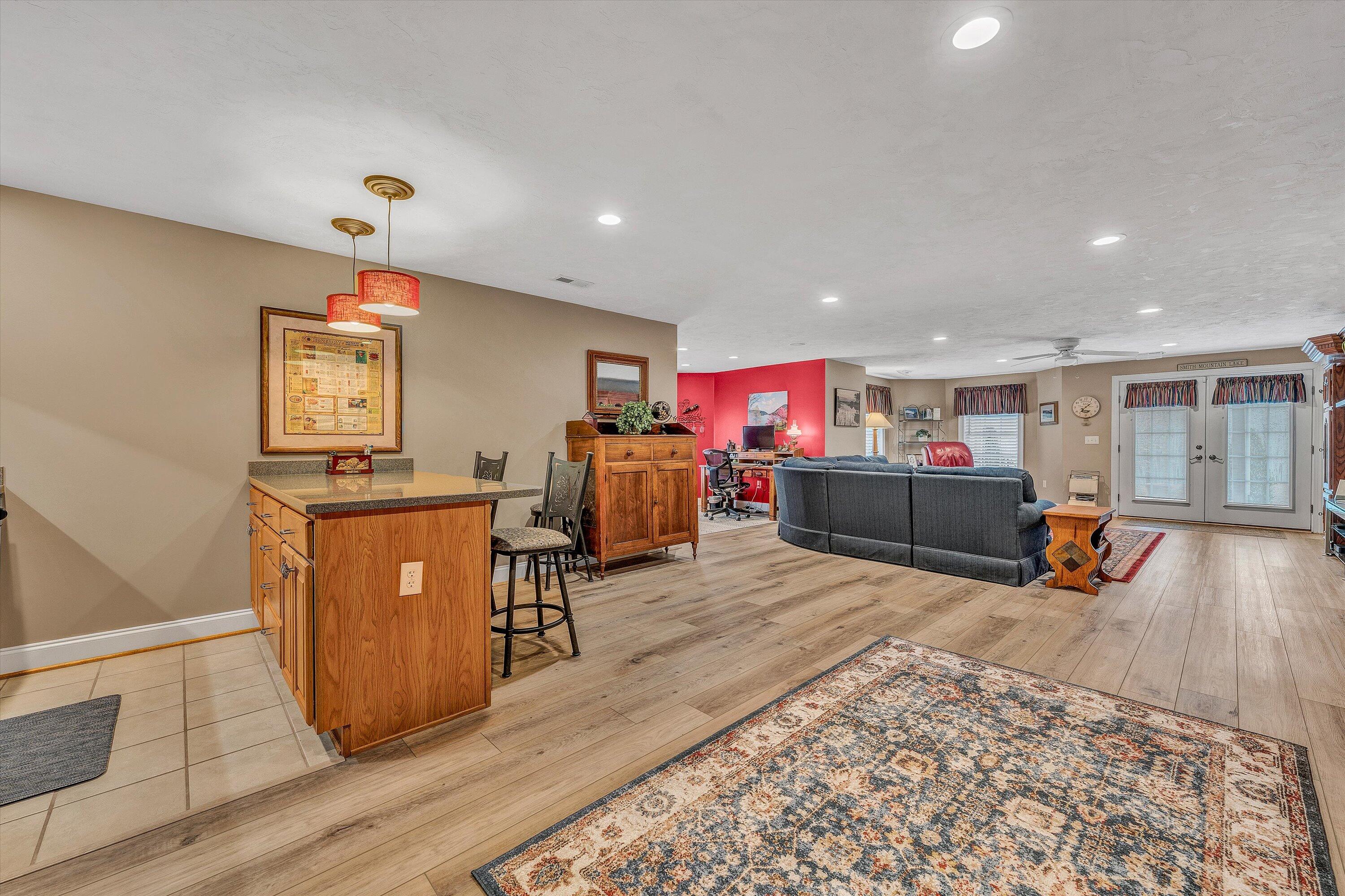 1028 Marie Dr, Huddleston, Virginia image 45