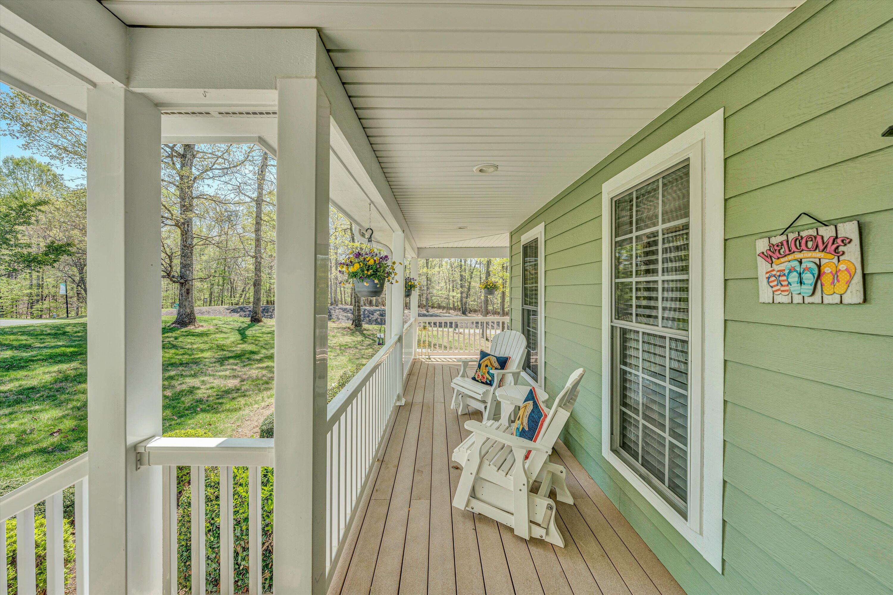 1028 Marie Dr, Huddleston, Virginia image 15