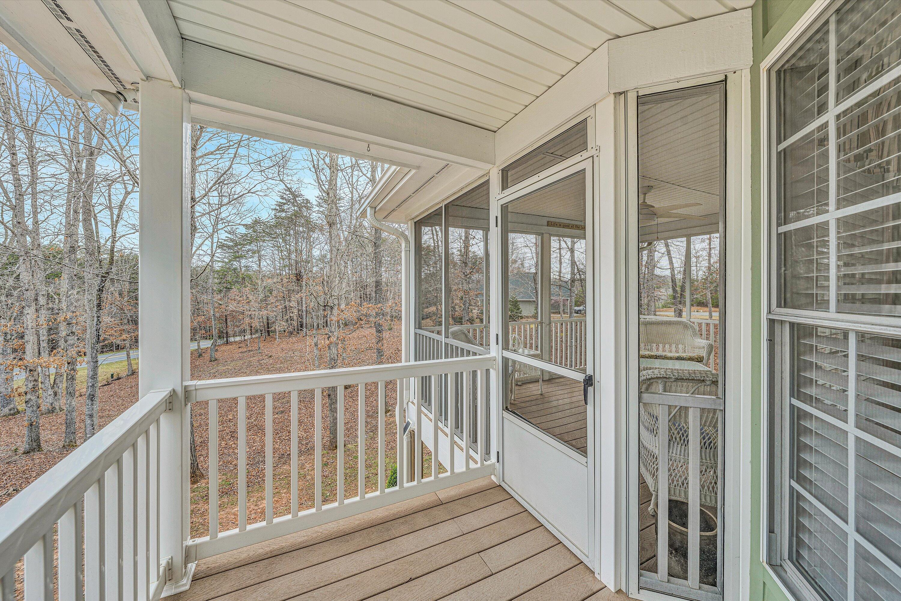 1028 Marie Dr, Huddleston, Virginia image 33