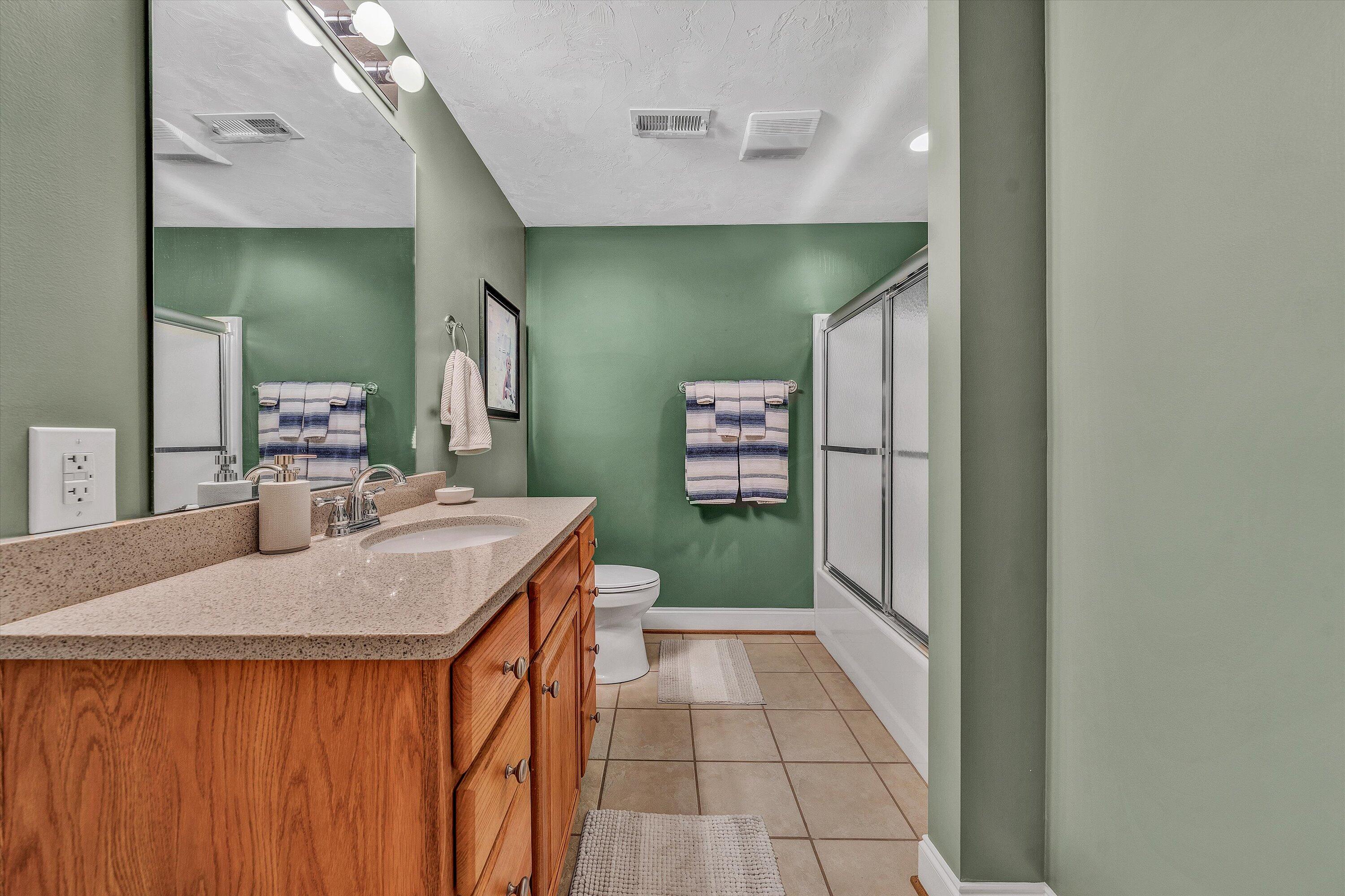 1028 Marie Dr, Huddleston, Virginia image 47