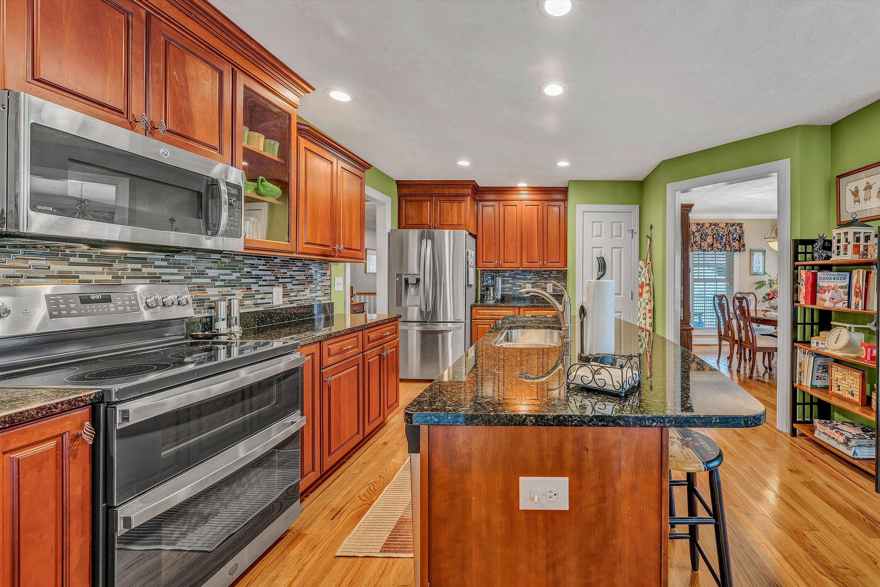 1028 Marie Dr, Huddleston, Virginia image 19
