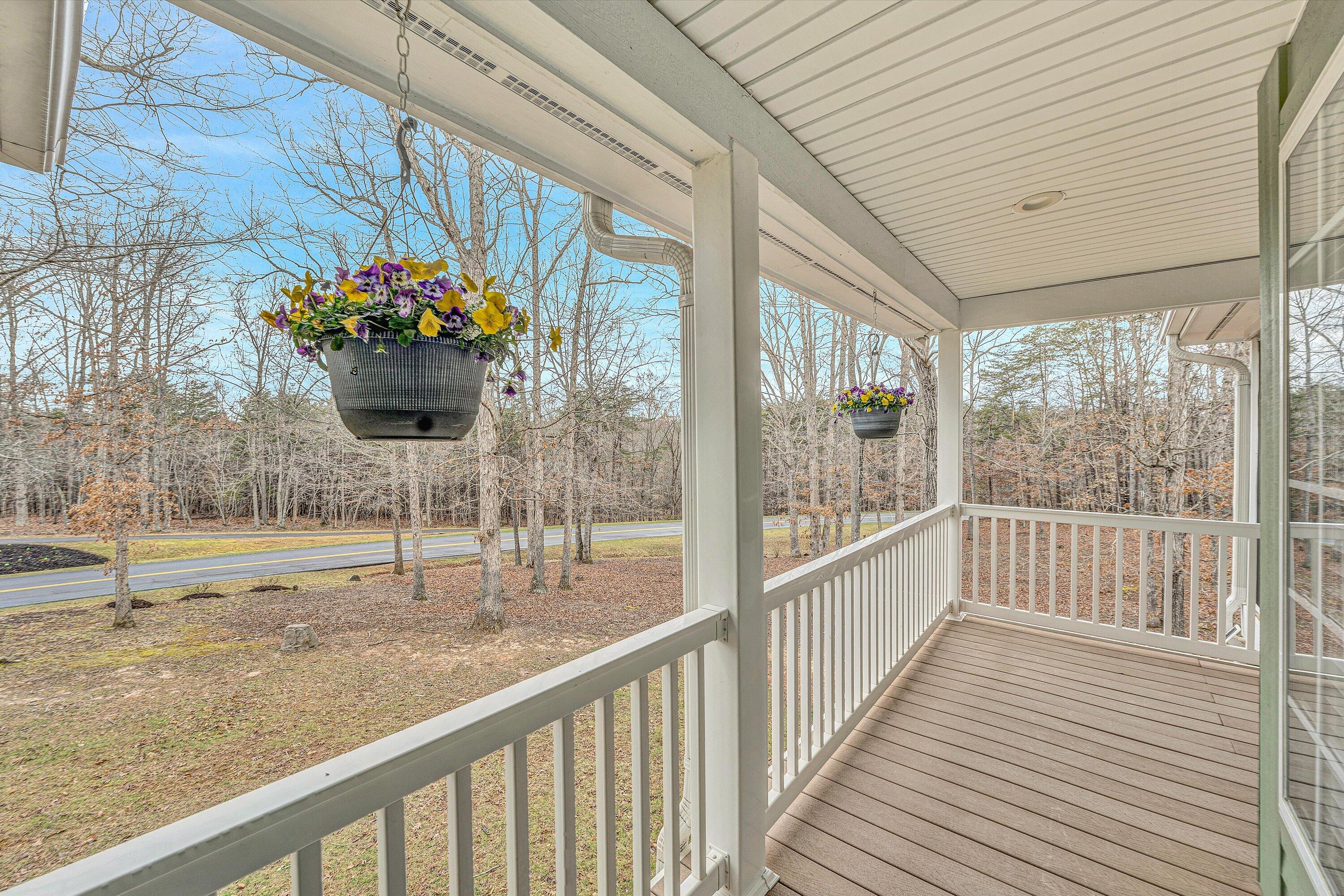1028 Marie Dr, Huddleston, Virginia image 34