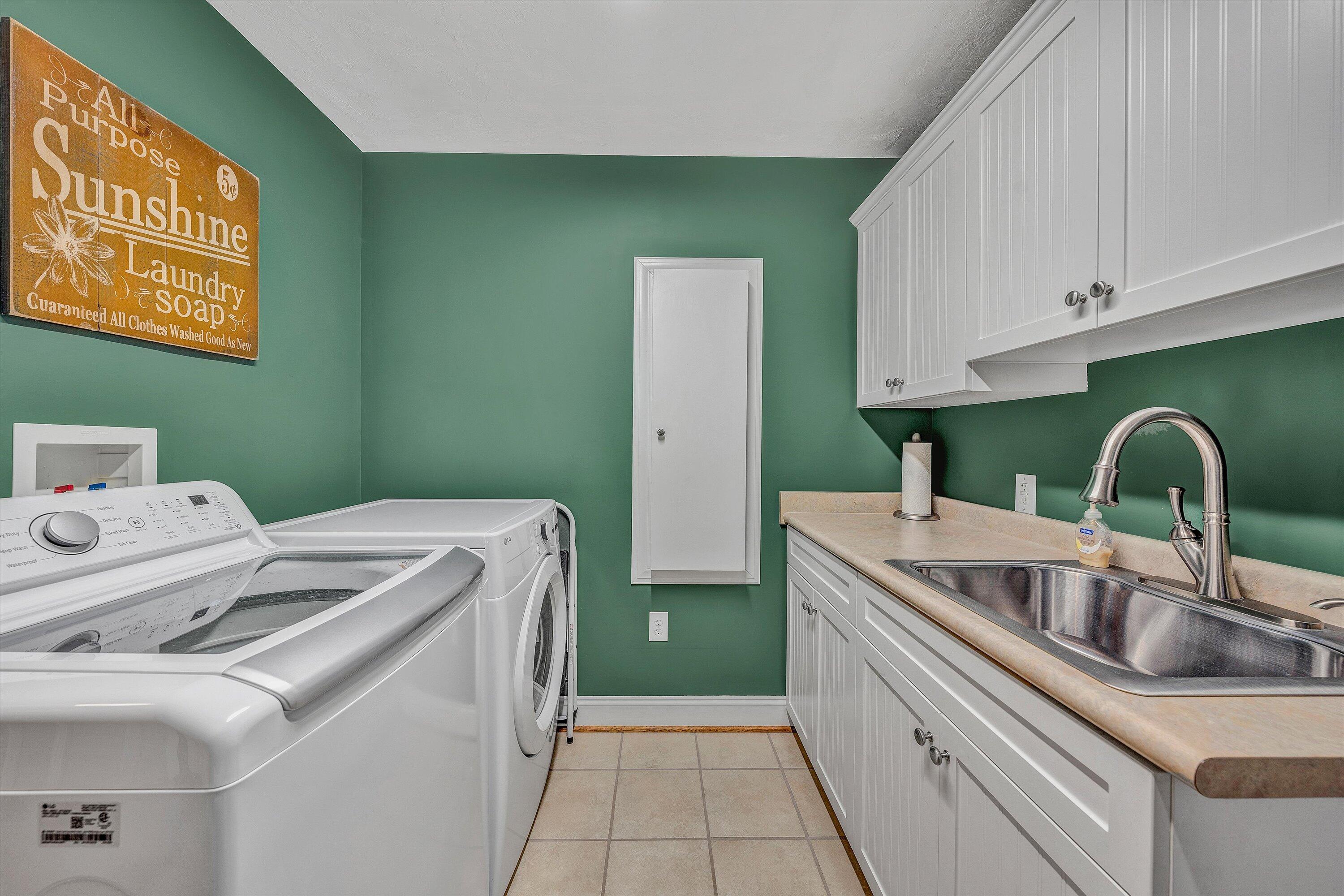 1028 Marie Dr, Huddleston, Virginia image 35