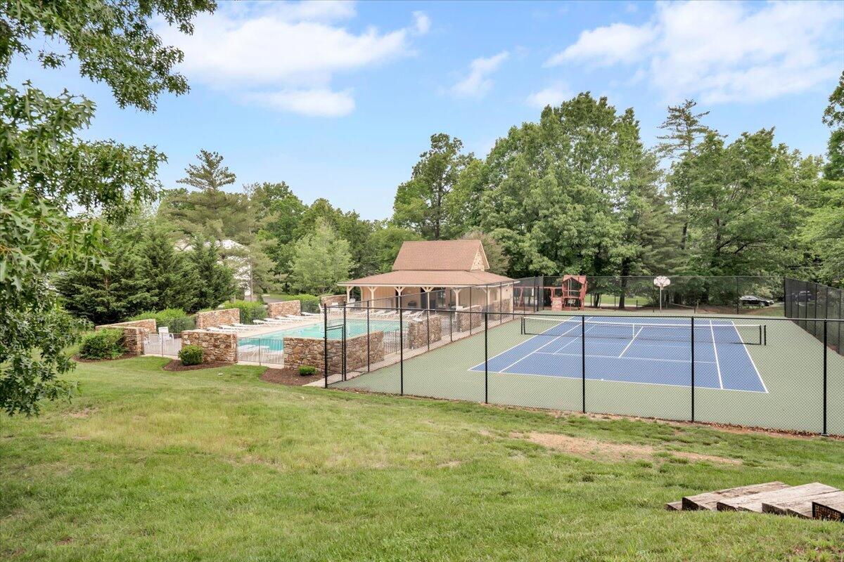 4554 Summerset Dr, Roanoke, Virginia image 36