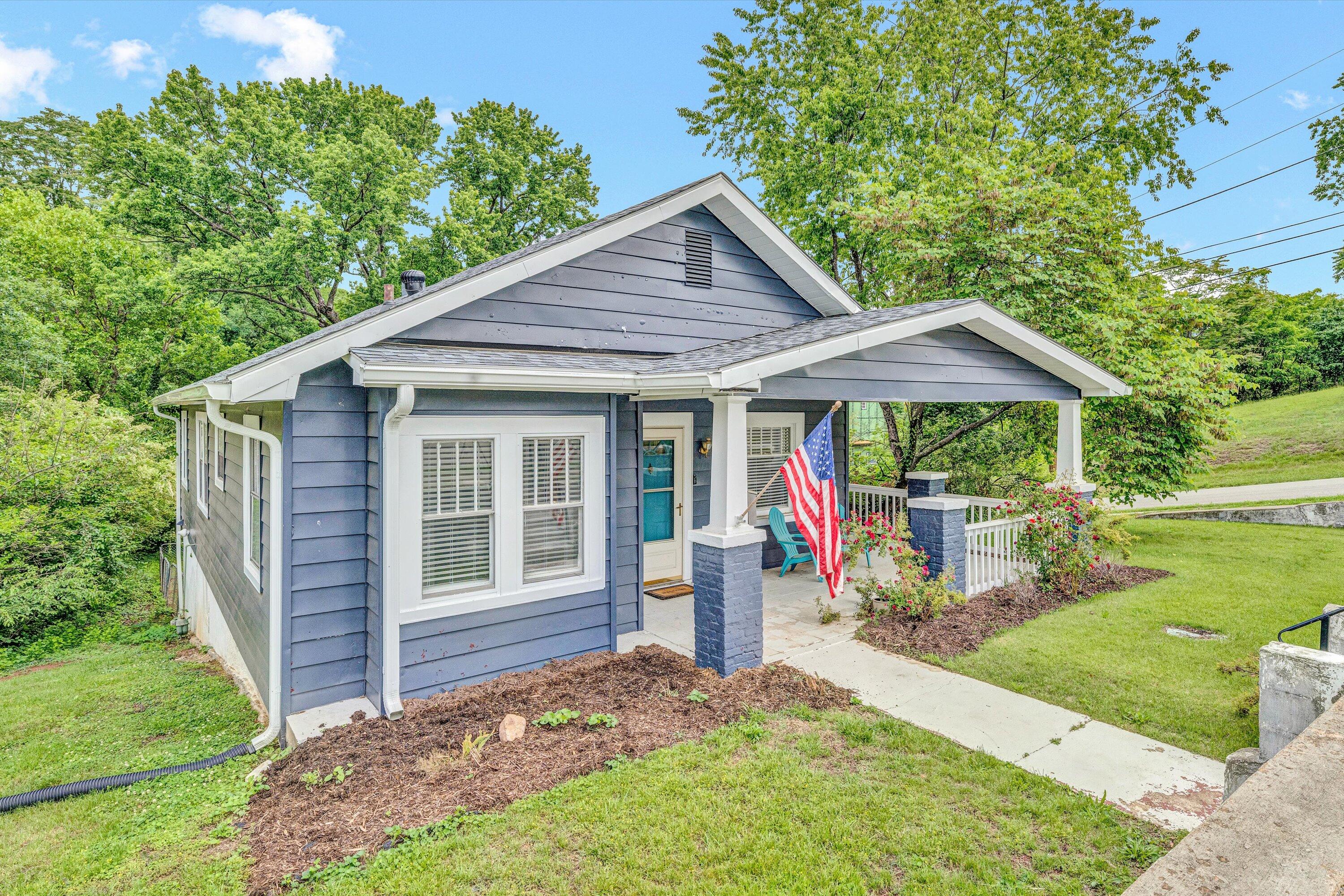 1225 Hamilton Ave, Roanoke, Virginia image 3