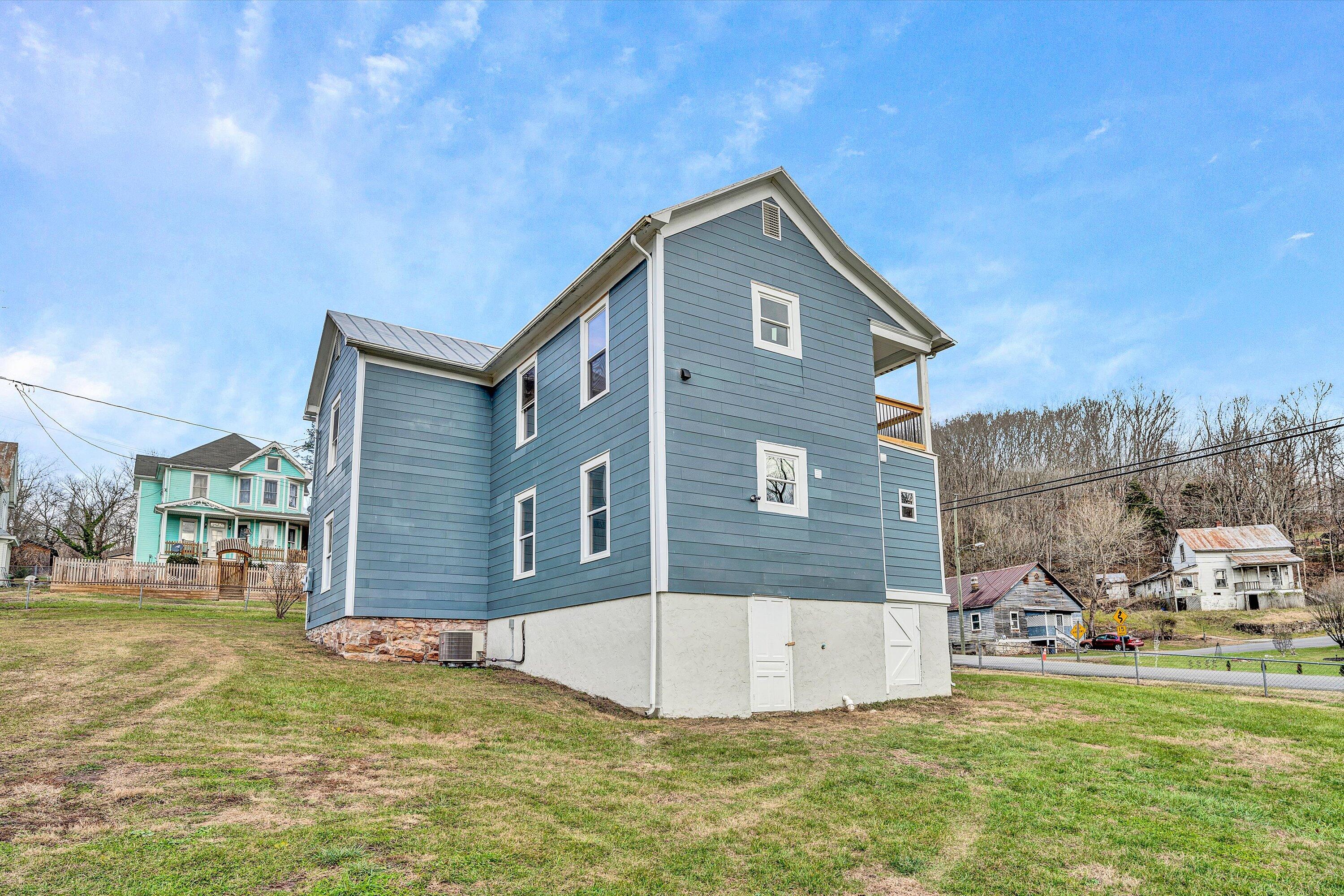 15 Second St, Eagle Rock, Virginia image 30