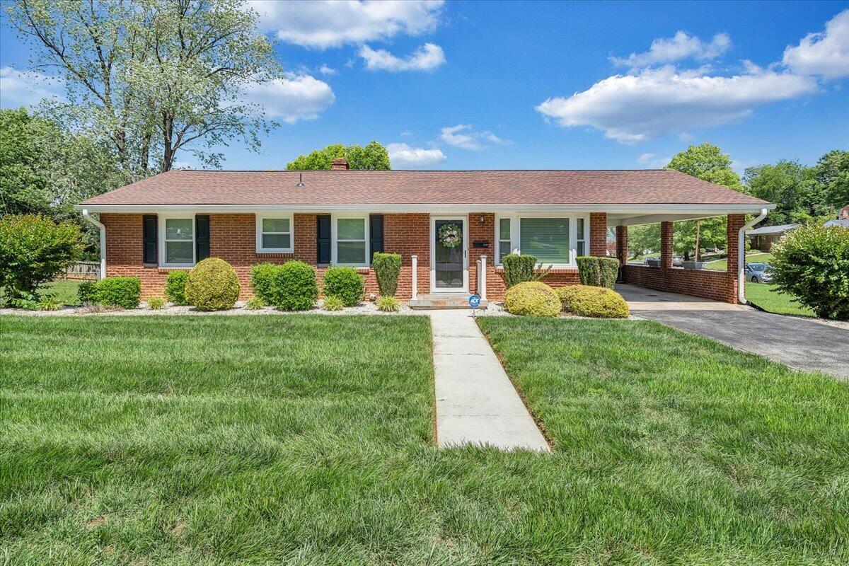 3301 Whittle St, Roanoke, Virginia image 2