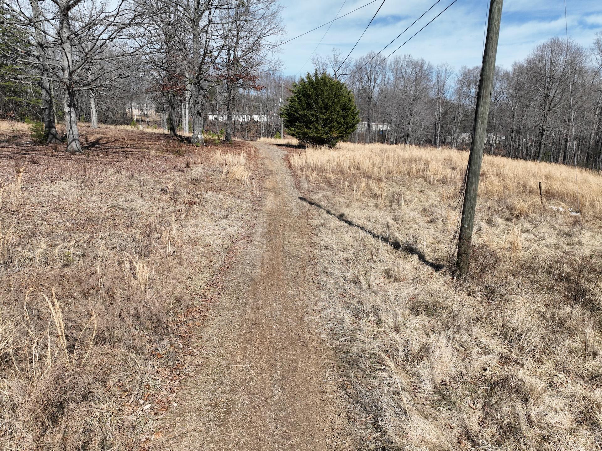 128 Green Oak Ln, Patrick Springs, Virginia image 18