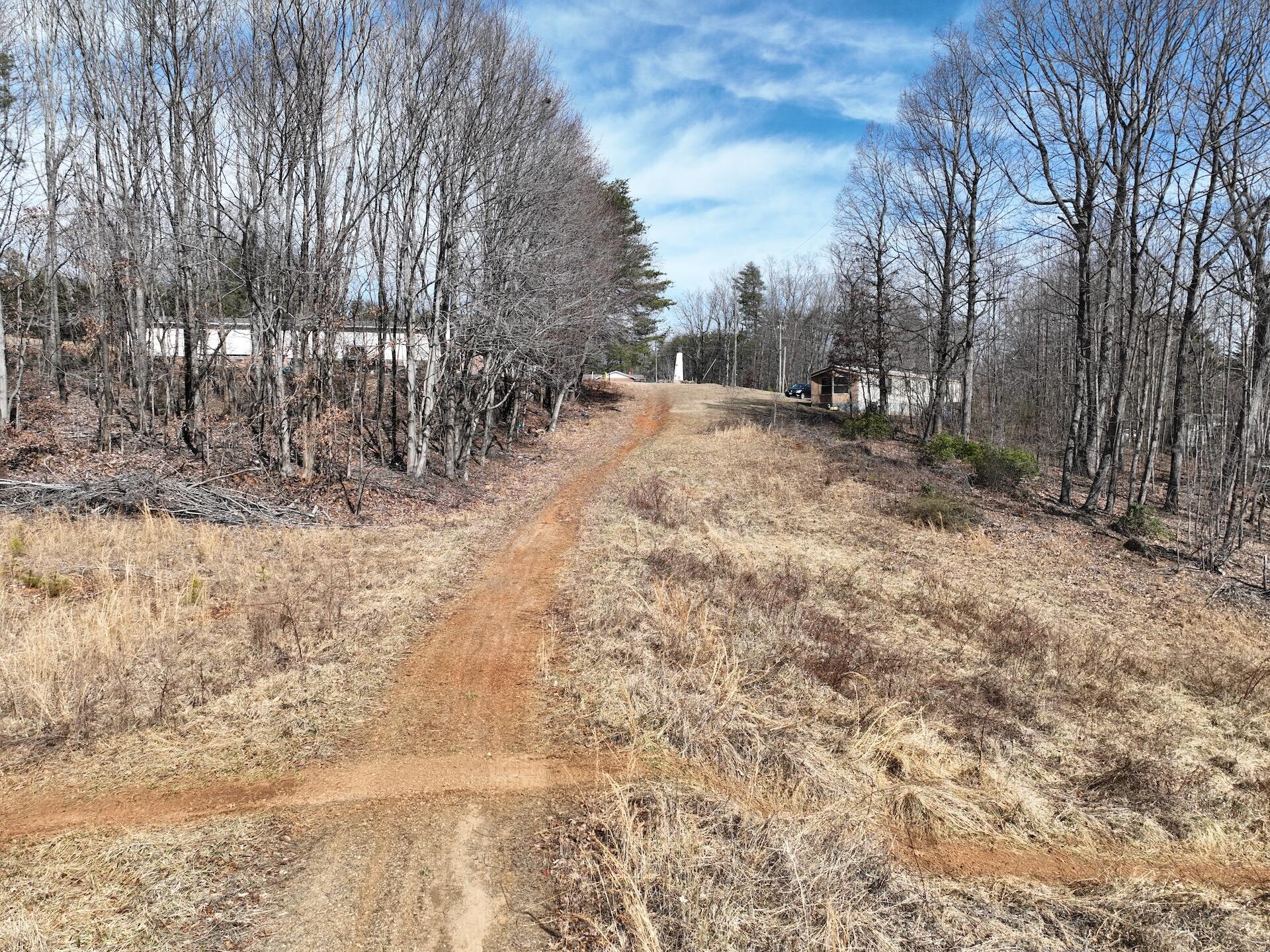 128 Green Oak Ln, Patrick Springs, Virginia image 11