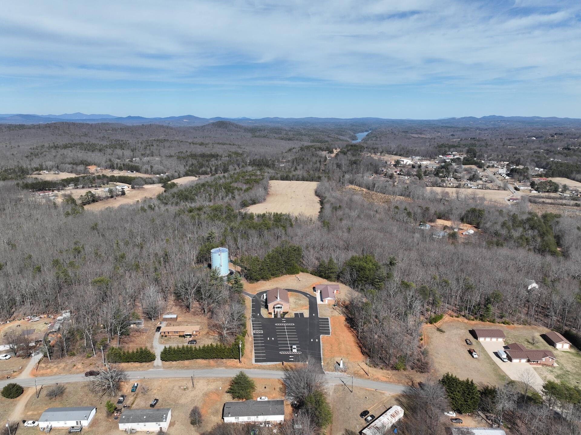 128 Green Oak Ln, Patrick Springs, Virginia image 6