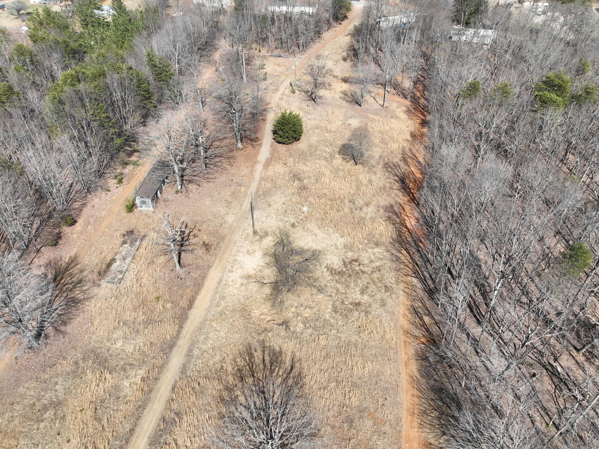 128 Green Oak Ln, Patrick Springs, Virginia image 26
